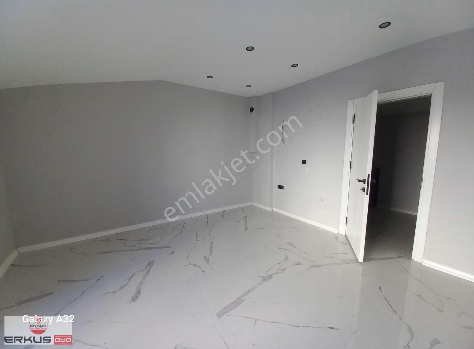Satılık Denizli Asmalıevler Estetik Yenilenmiş Daire 3+1 /150 M2 - Görsel 16