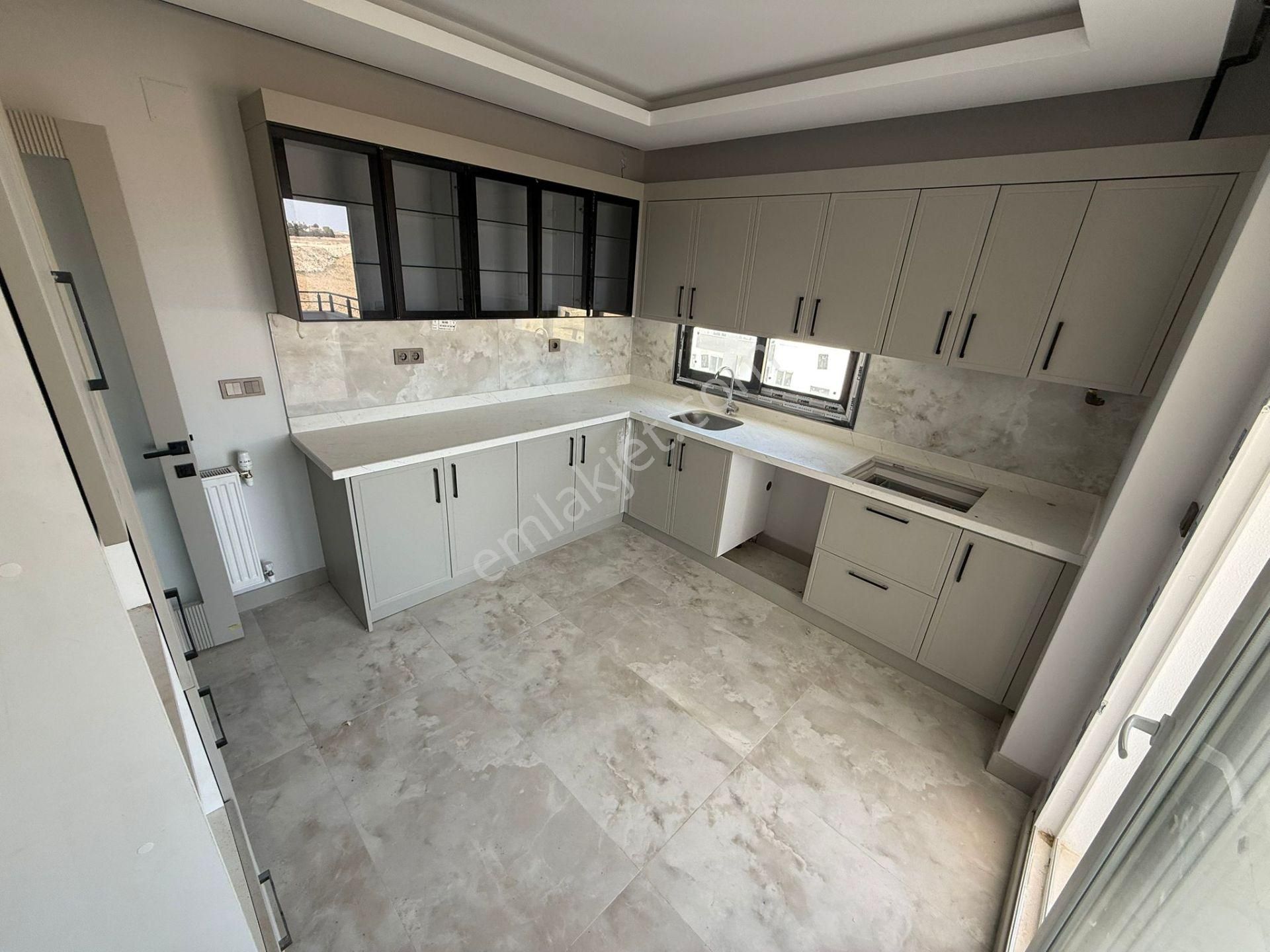 İz'den Kabasakal'da Full Yapıllı Alternatifsiz 3+1 Satılık Daire - Görsel 3