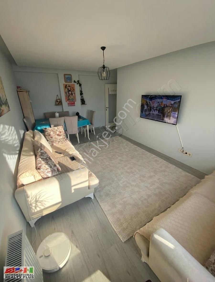 Vıaporta Komşu Whıte House Sitesinde 2+1 Satılık Daire - Görsel 2