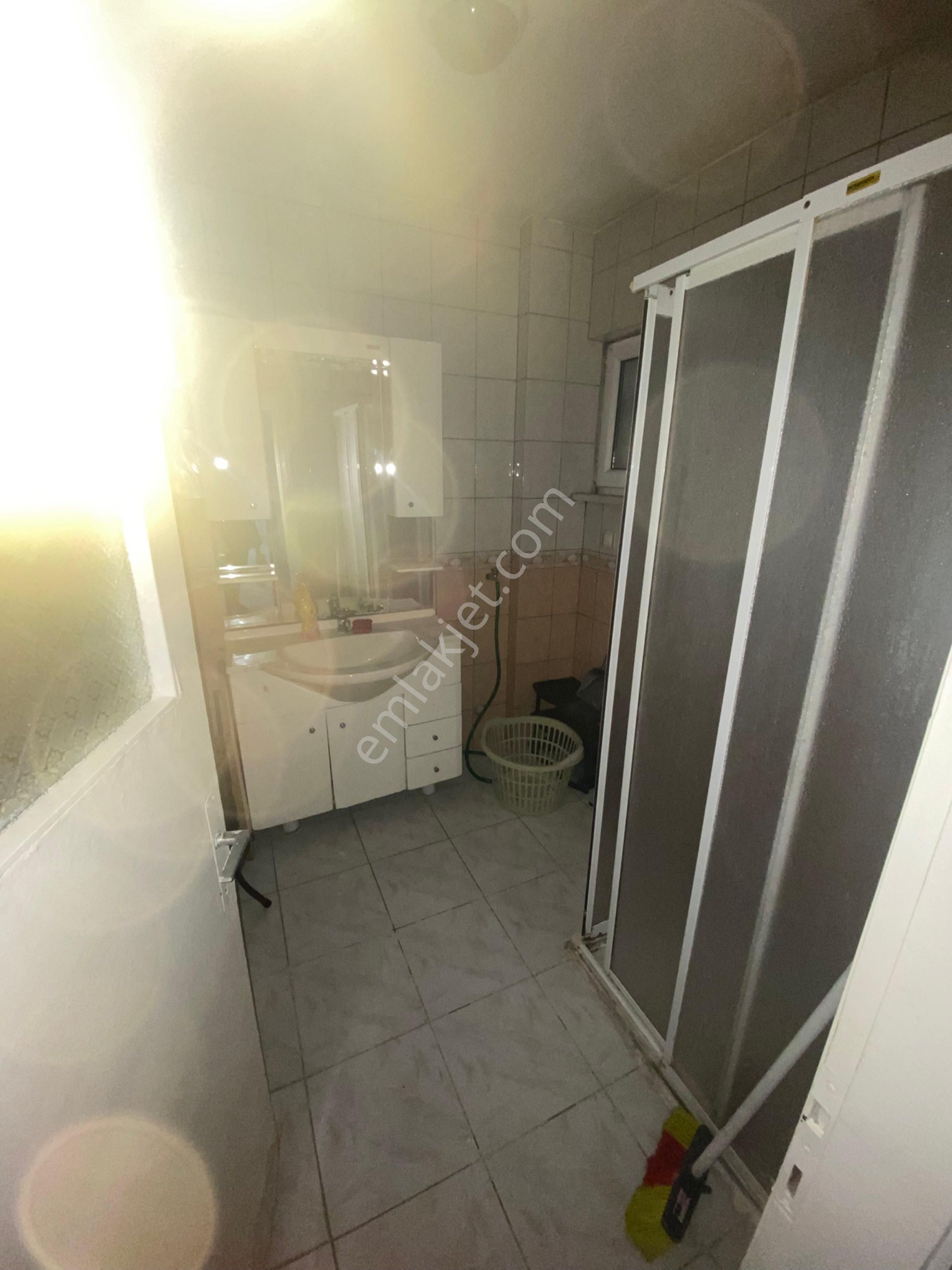 Cihangir Enlaktan Selimiyede Bakımlı Kiralık Daire - Görsel 16