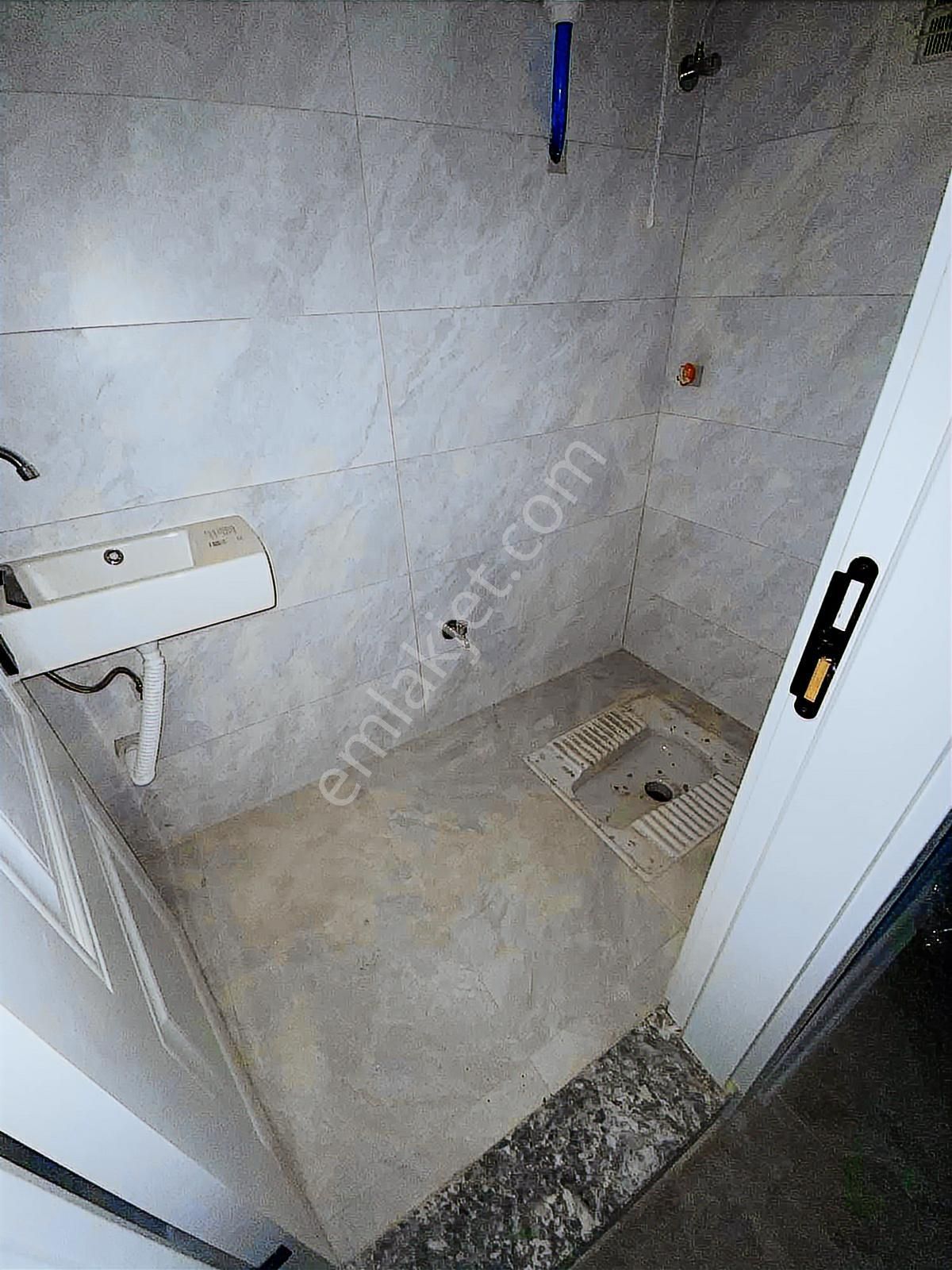 Emlak Center'dan Muradiye Mah 3+1 Kapalı Mutfak Sıfır Daire - Görsel 8