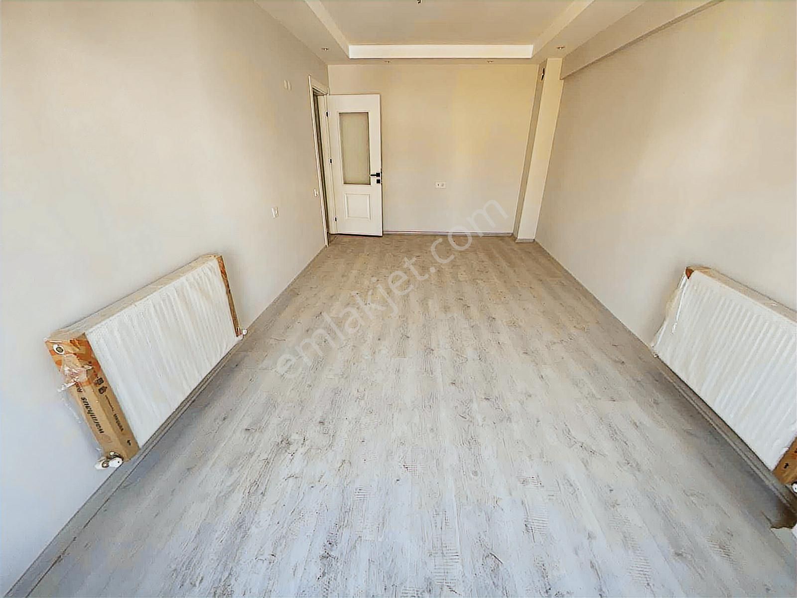 Emlak Center'dan Muradiye Mah 3+1 Kapalı Mutfak Sıfır Daire - Görsel 14