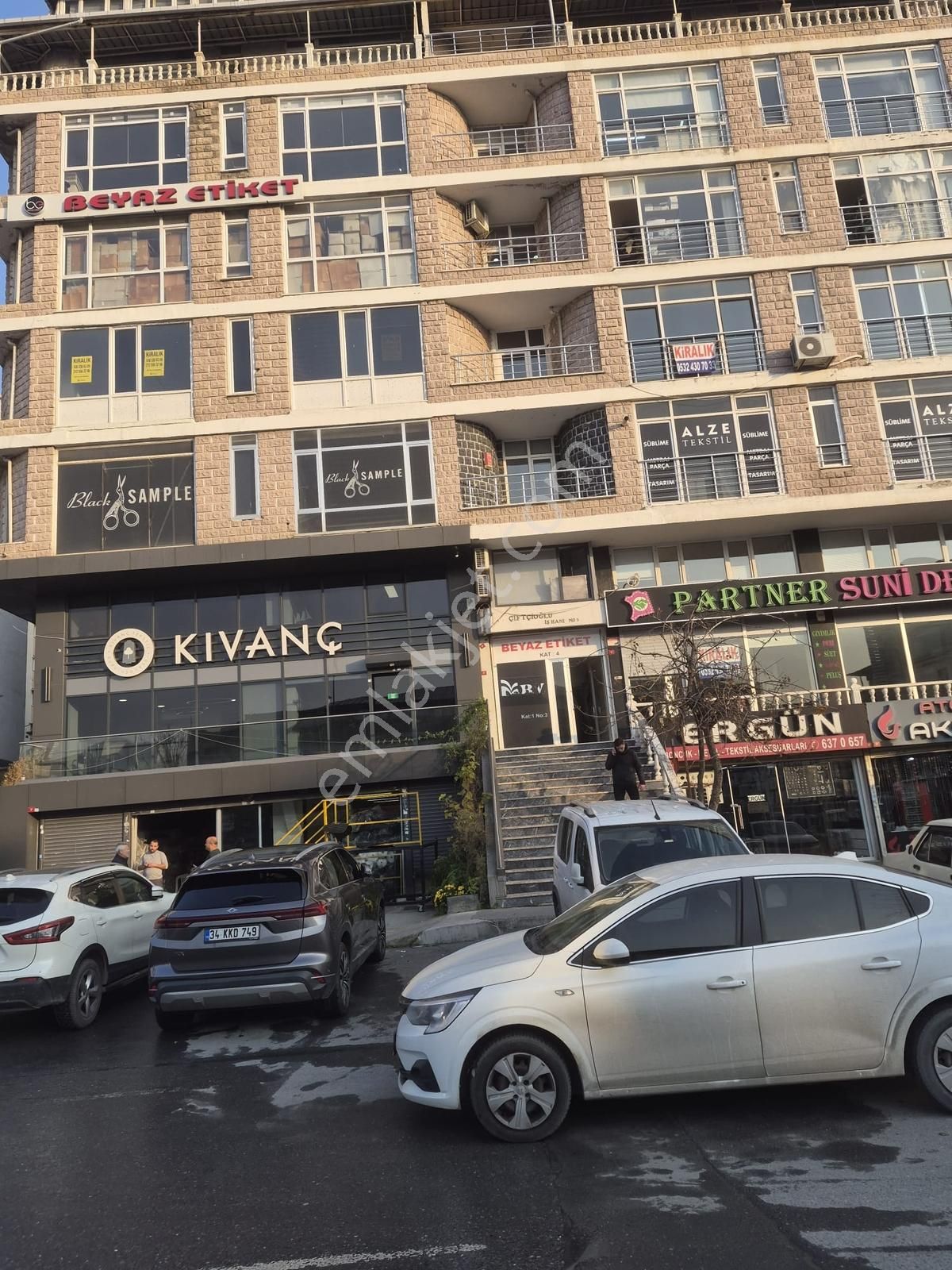 Merter De Cadde Üstü 2. Kat 200 M2 Ofis ( İşyeri ) - Görsel 27