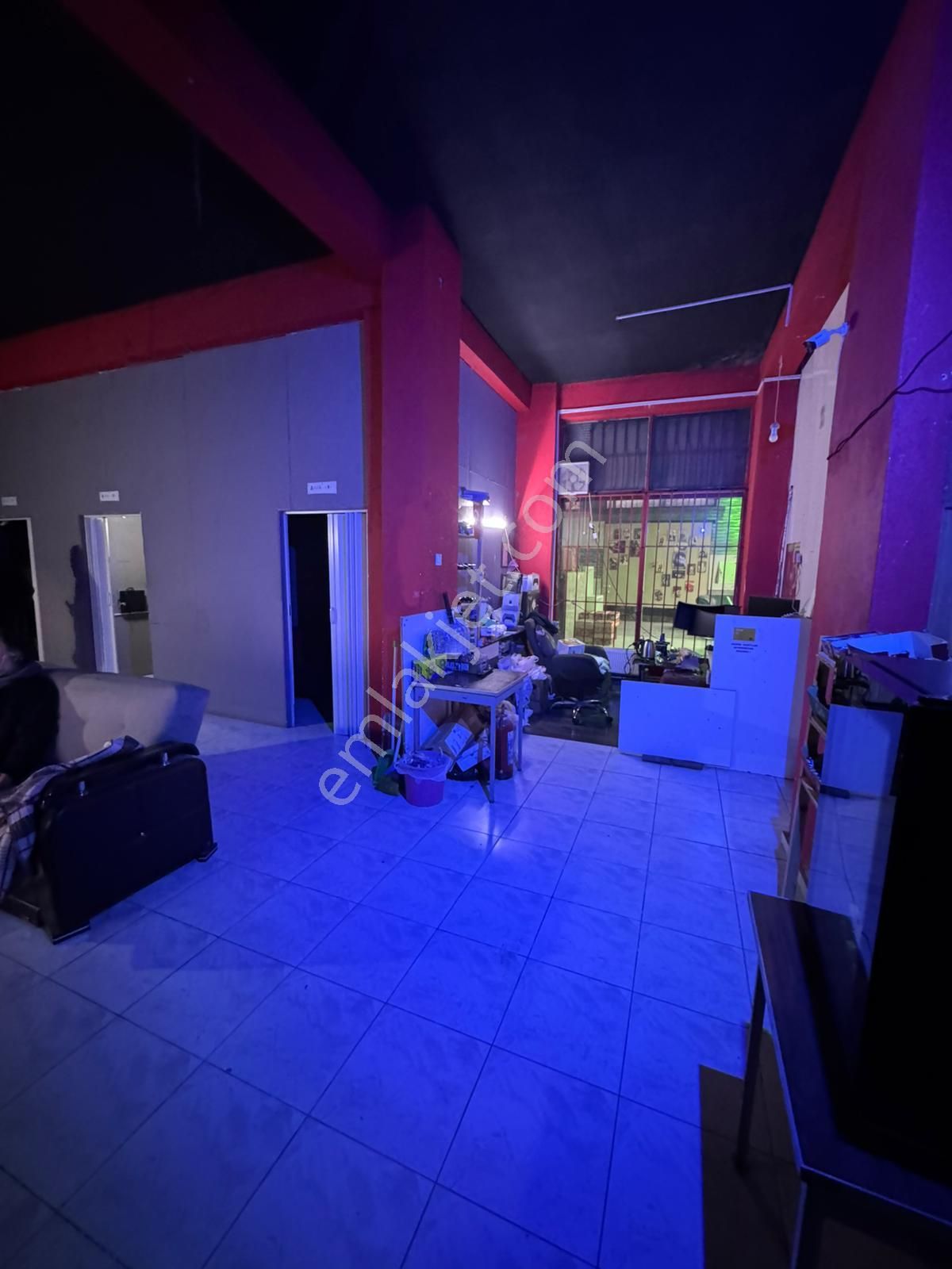 Kaçmaz Fırsat! Vatan Caddesi Girişli, 280 M² Çift Girişli, İskanlı Ve Krediye Uygun Satılık Depo - Görsel 19