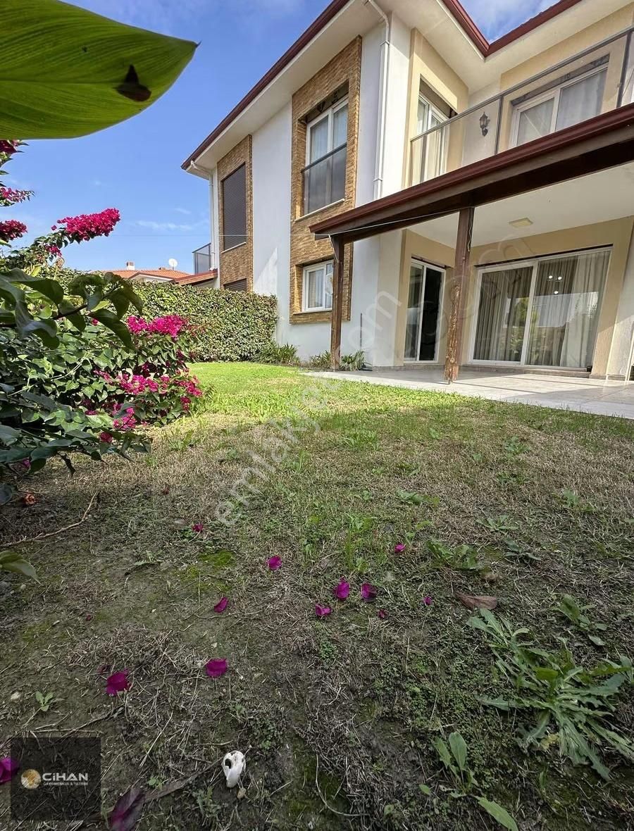 Kuşadası Karaovada Müstakil Denize Yazlık - Görsel 24