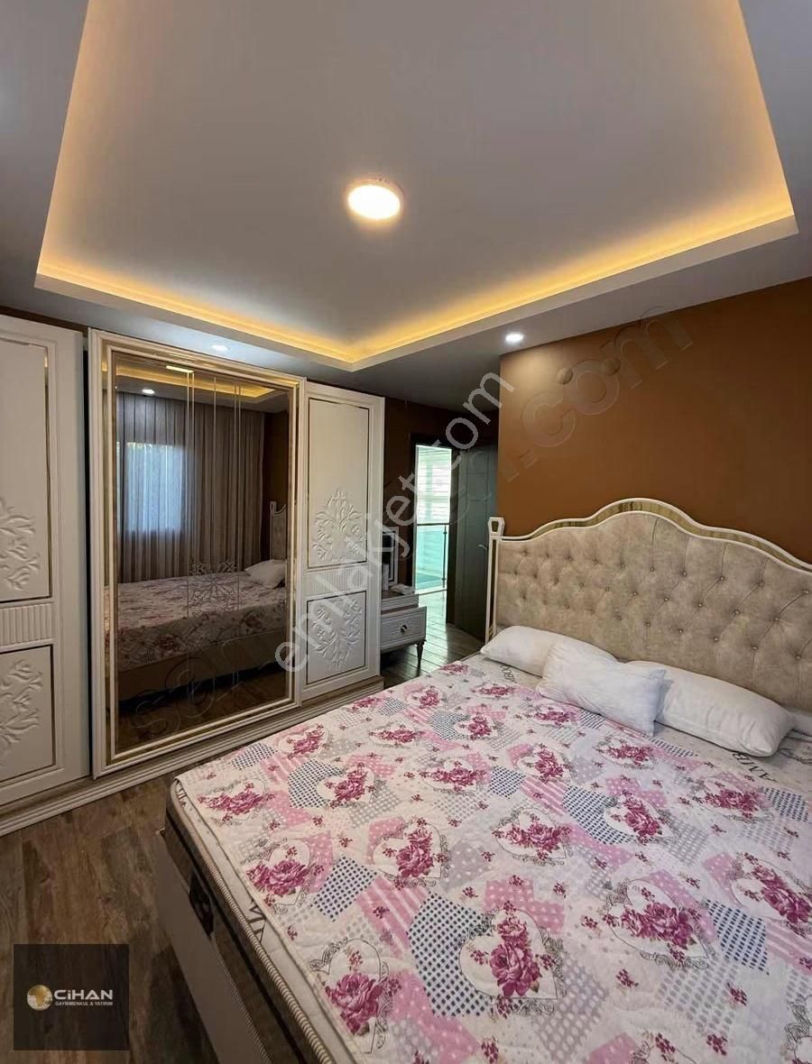 Fırsat!!!! Kuşadasında Havuz, Asansör, Eşyalı Satlık Villa - Görsel 18