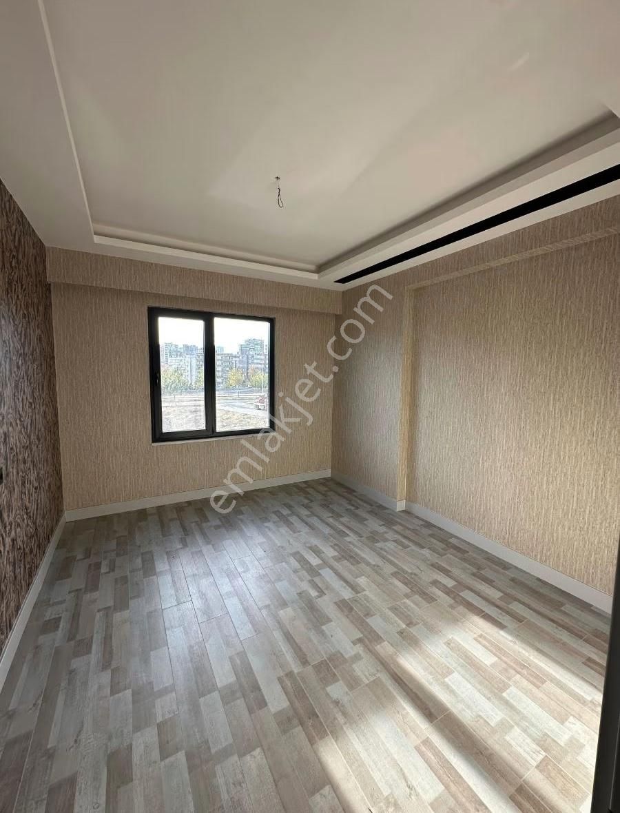 35 Mt Bir Parsel Site İçerisinde Süper4+1 Tekli Daire - Görsel 9