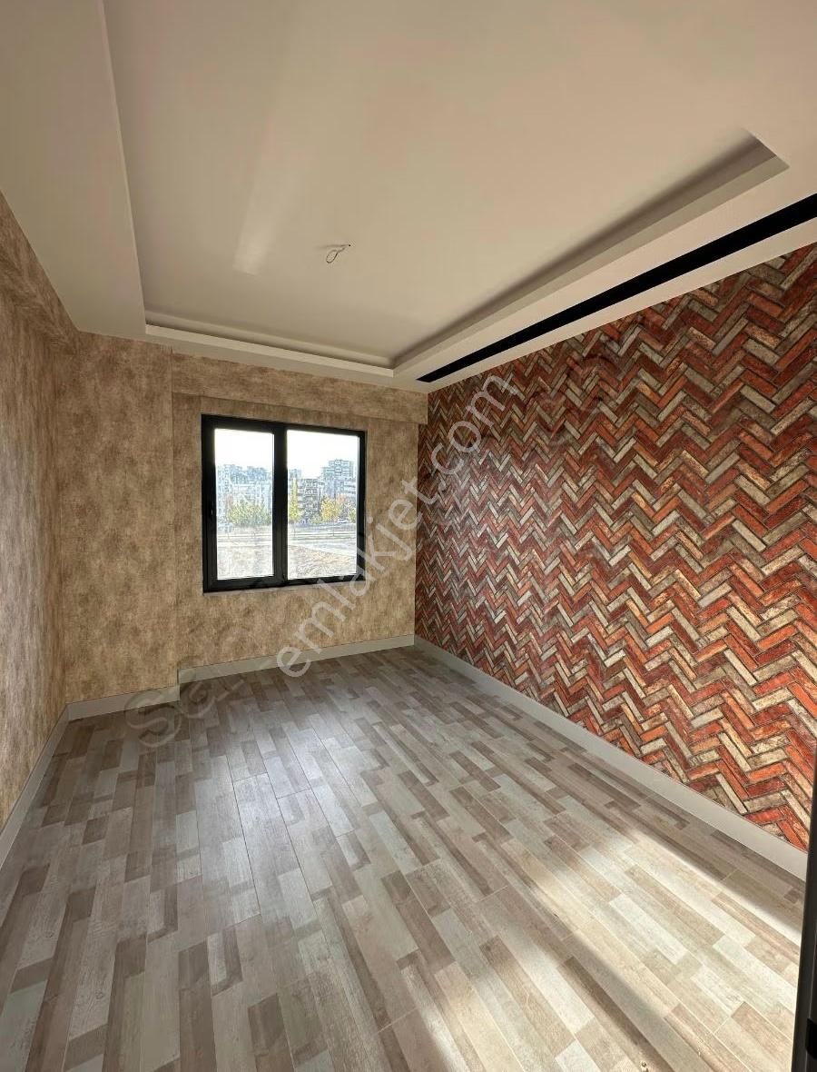 35 Mt Bir Parsel Site İçerisinde Süper4+1 Tekli Daire - Görsel 18