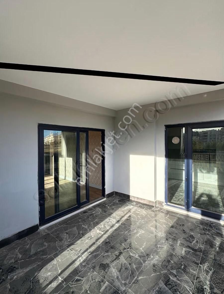 35 Mt Bir Parsel Site İçerisinde Süper4+1 Tekli Daire - Görsel 32