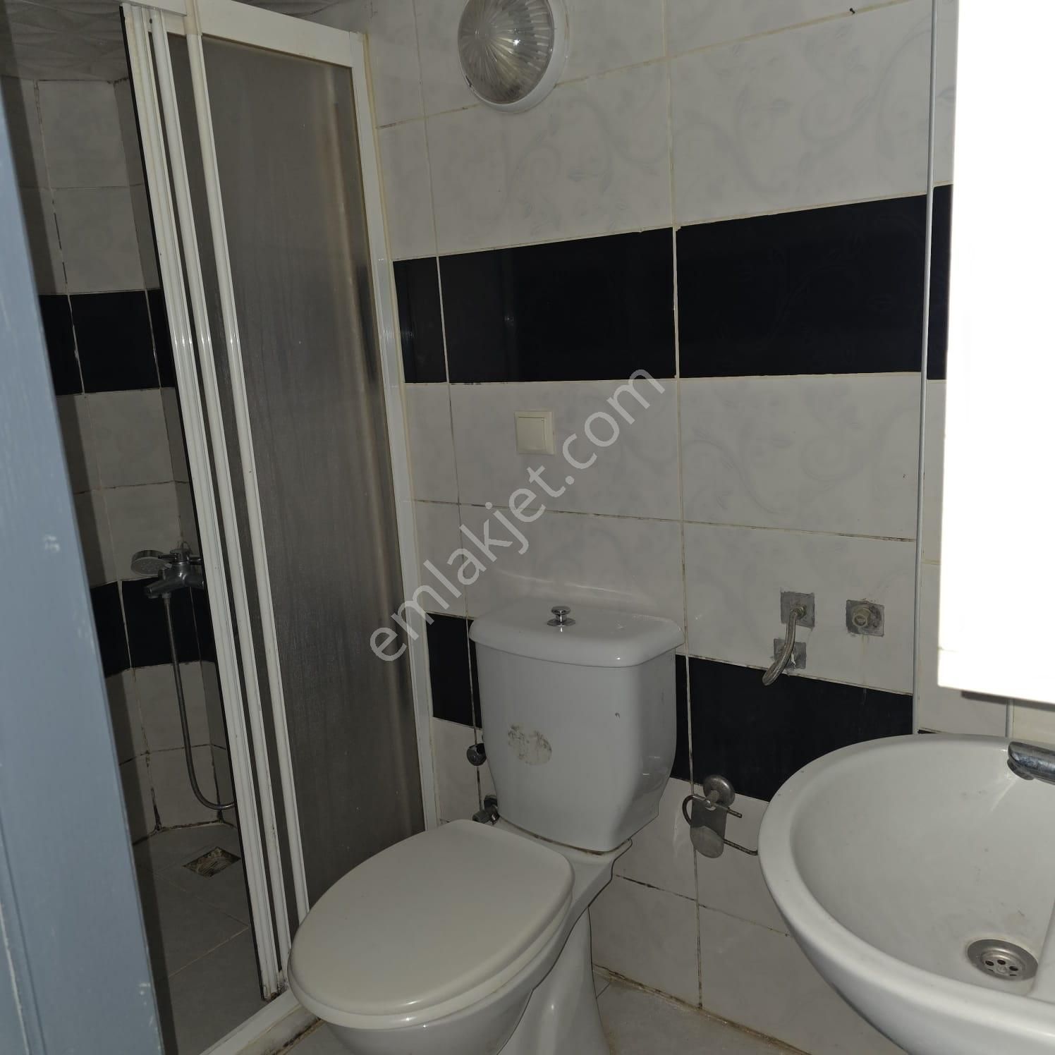 Arevtürk'den Tokat Caddesinde Satılık 60 M2 2+1 Eşyalı Daire - Görsel 14