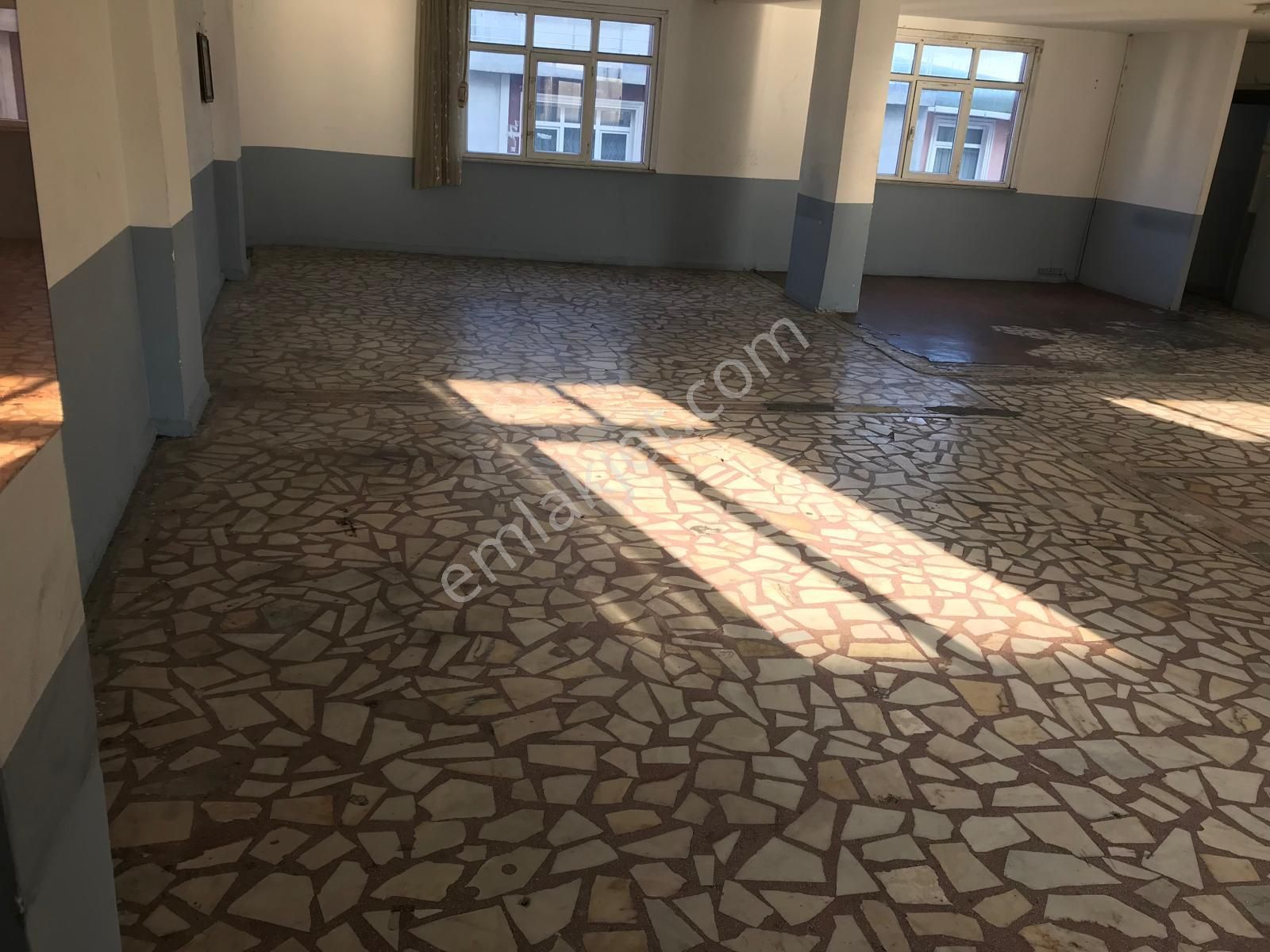 Mahmutbey Caddesi Üzerinde 370 M2 2 Kat Kiralık İşyeri - Görsel 2