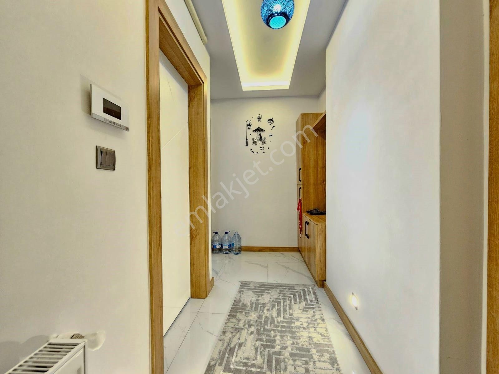 Parla'dan Altınkumda Full Eşyalı Ön Cephe Satılık 1+1 Daire - Görsel 22