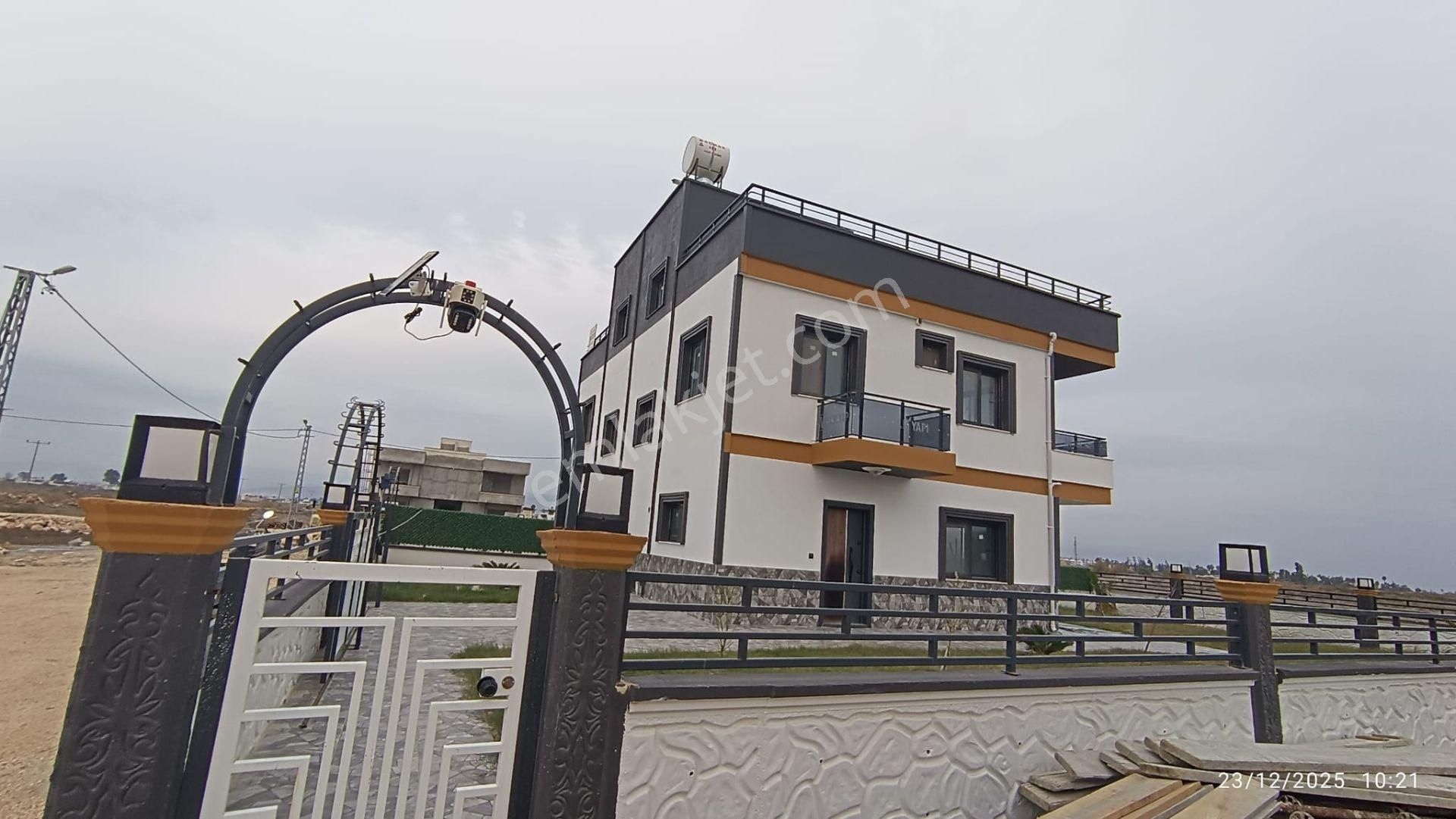 Remax Toros'tan Altınkum'da 3+1 Dubleks Villa - Görsel 26