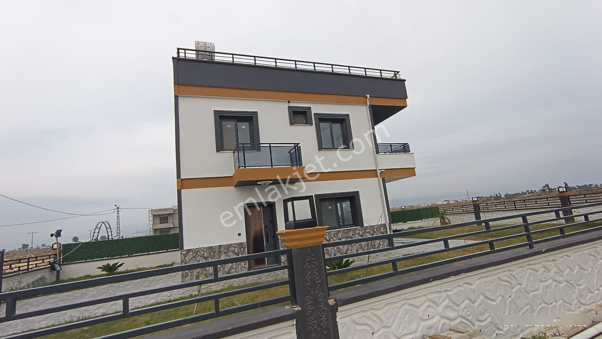 Remax Toros'tan Altınkum'da 3+1 Dubleks Villa - Görsel 22