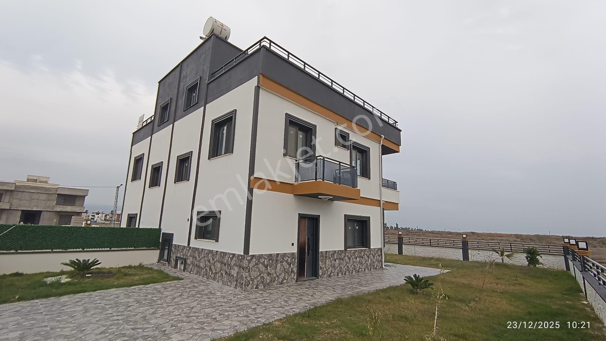 Remax Toros'tan Altınkum'da 3+1 Dubleks Villa - Görsel 24