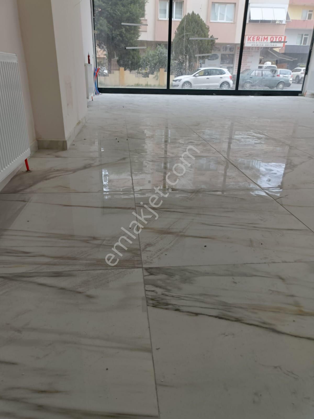İstasyon Mahallesi Vatan Caddesi Üzerinde Kiralık Dükkan - Görsel 6