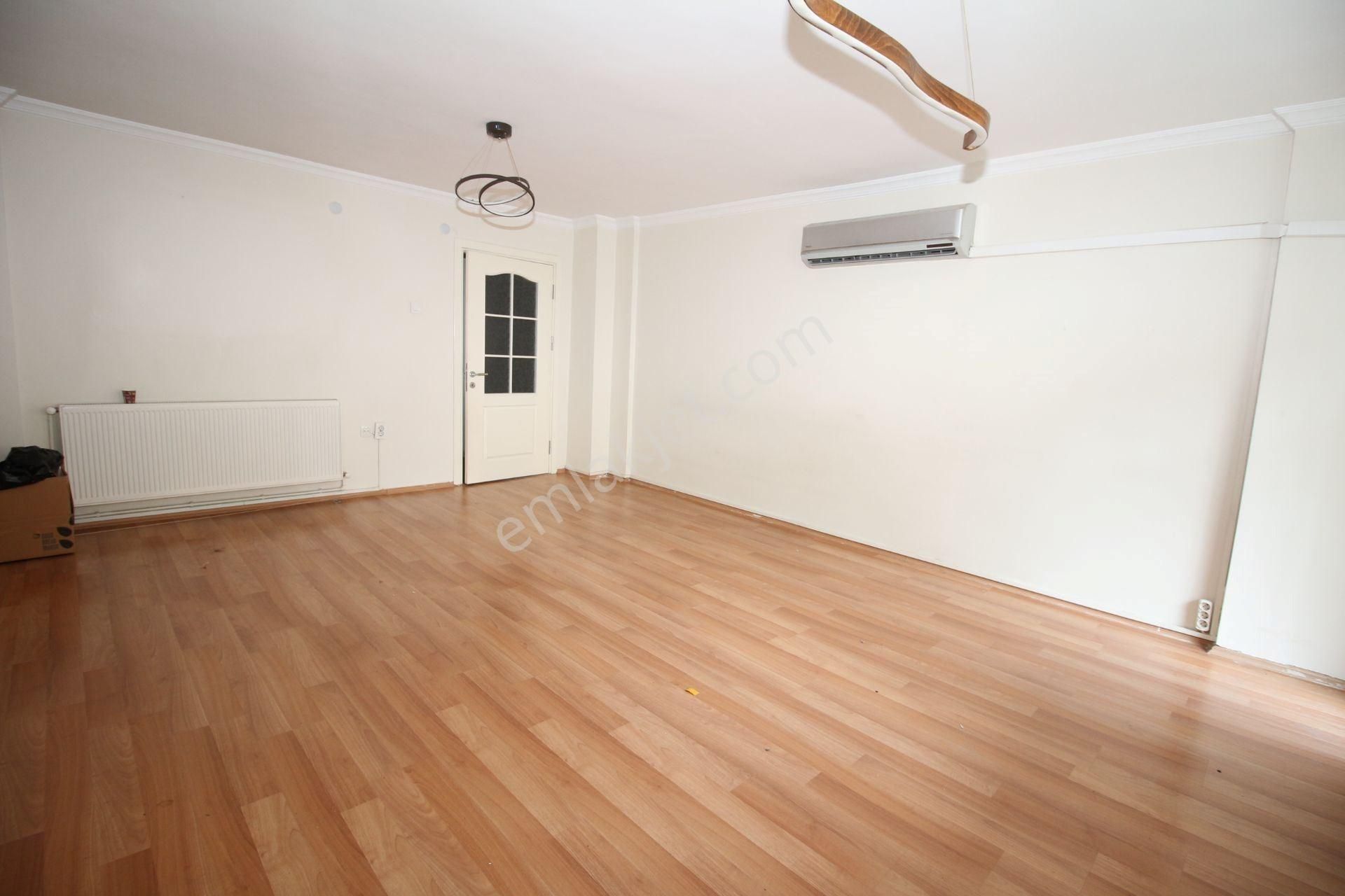 Akevler Mevkiinde Asansörlü Doğalgazlı 3+1 - Görsel 4