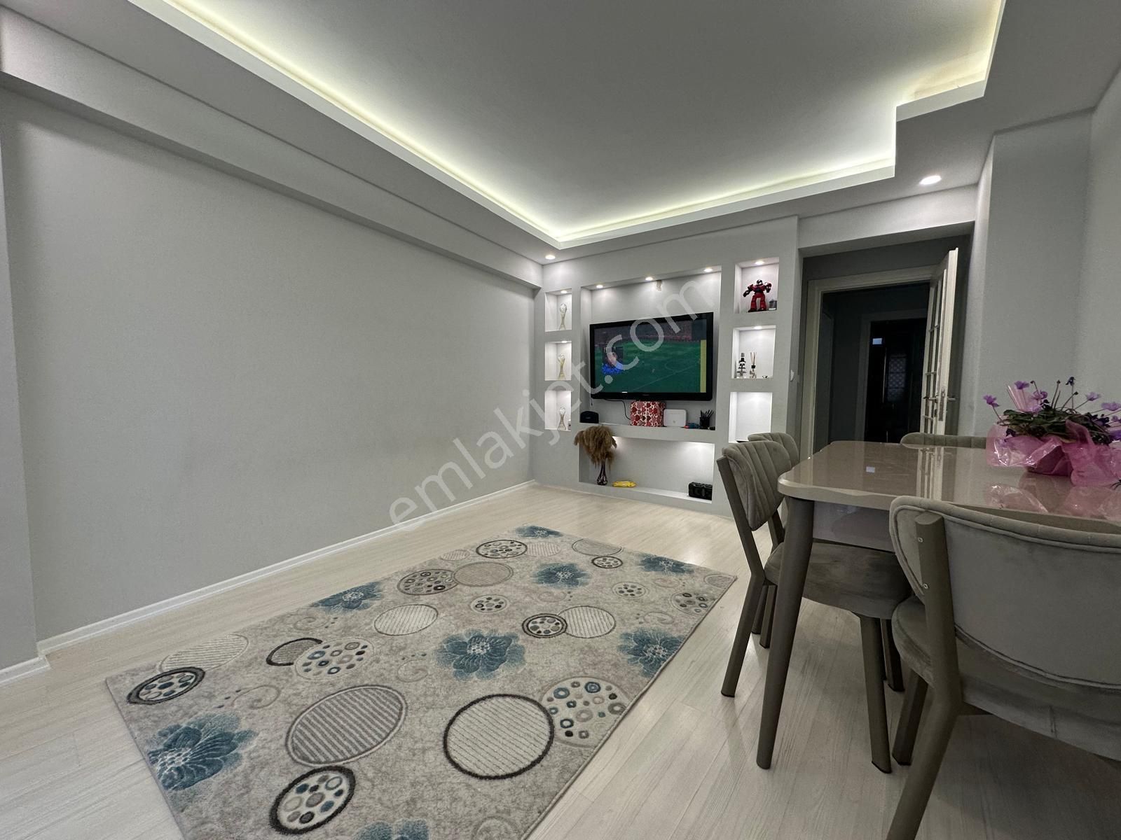 Setbaşı Üzeri Namazgah'ta Park Yanı 9 Yıllık Bina'da Asansörlü 2+1 Satılık Daire - Görsel 4
