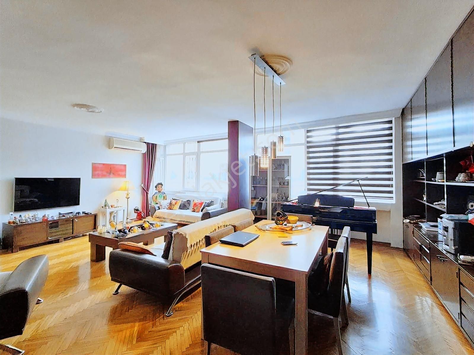 Tek Yetkili Nişantaşı Hüsrev Gerede Caddesi Üzerinde Geniş 3+1 - Görsel 12