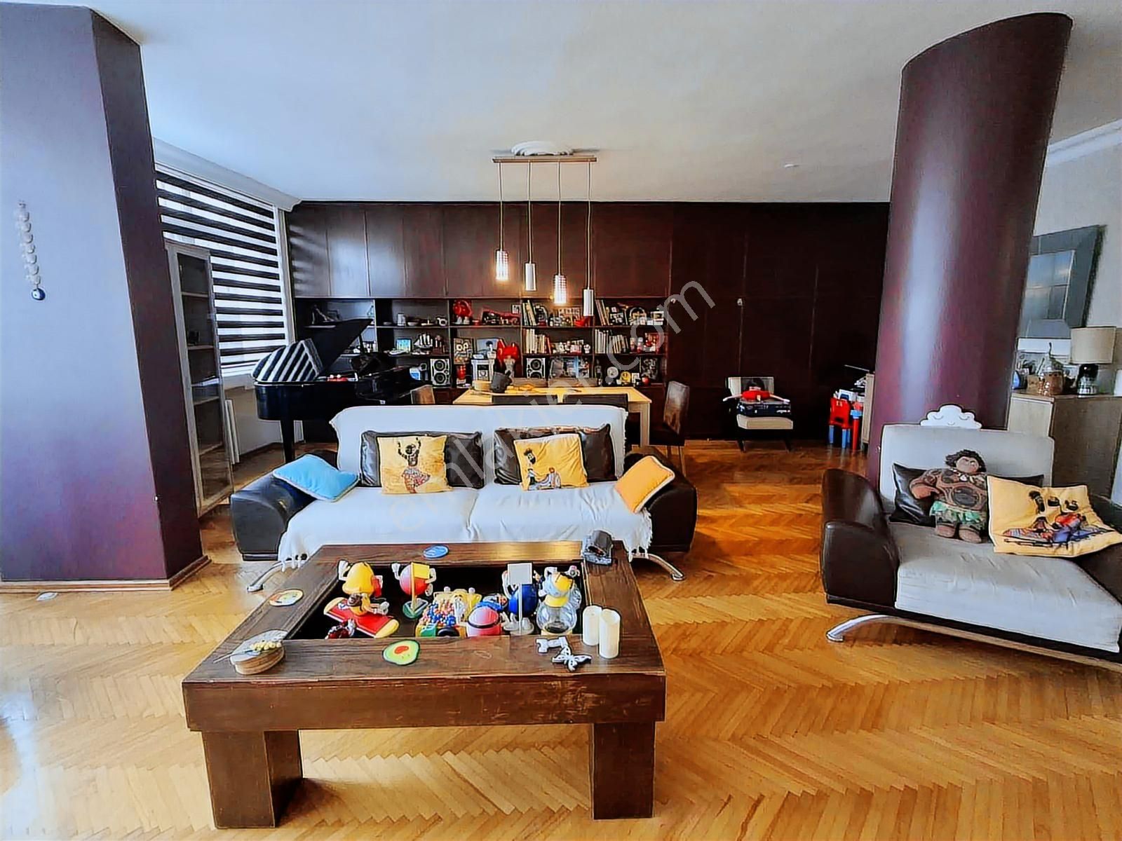 Tek Yetkili Nişantaşı Hüsrev Gerede Caddesi Üzerinde Geniş 3+1 - Görsel 13