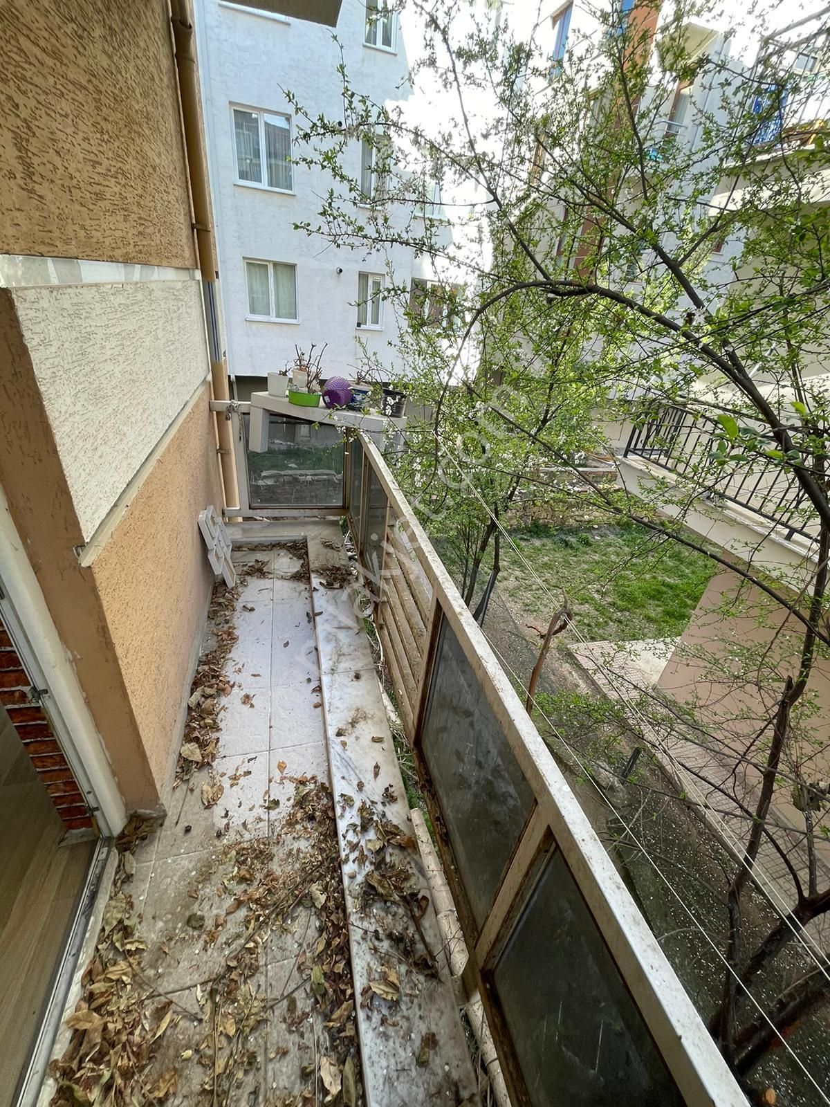 Espark Yakını Ayrı Mutfaklı 1+1 Kombili Balkonlu 1+1 Daire - Görsel 8