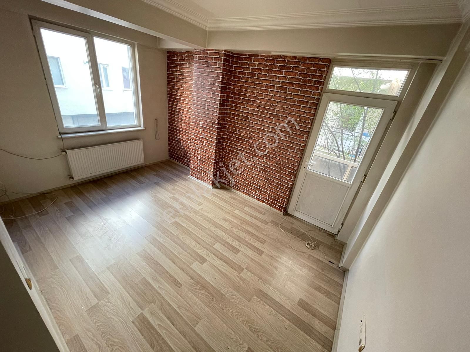 Espark Yakını Ayrı Mutfaklı 1+1 Kombili Balkonlu 1+1 Daire - Görsel 11