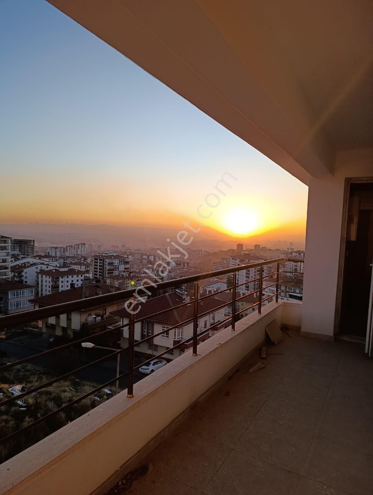 Feridunçelik'te Manzaralı Geniş Balkonlu Full Yapılı 3+1 Katta Satılık Daire !!! - Görsel 14