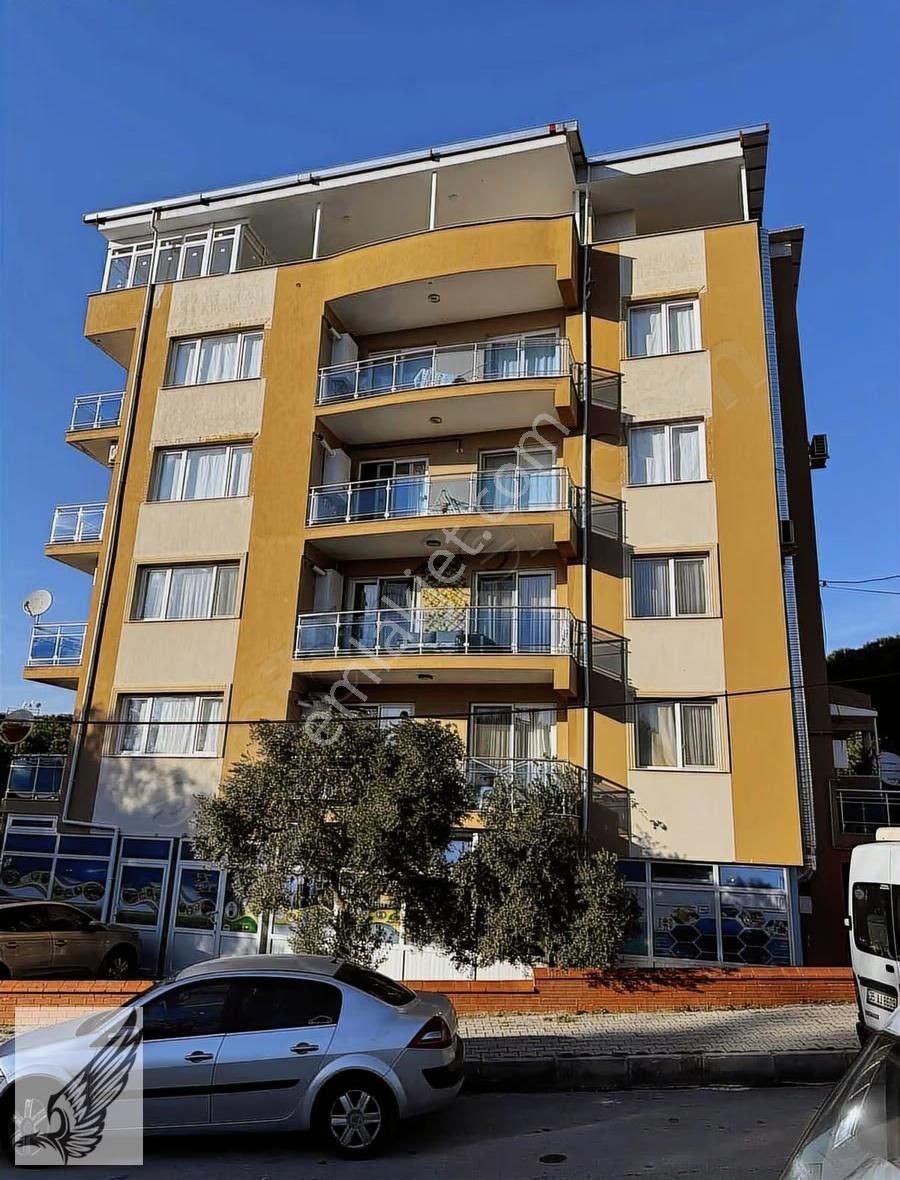 Muhteşem Manzaralı Teraslı Doğalgazlı Tadilatlı Geniş Daire