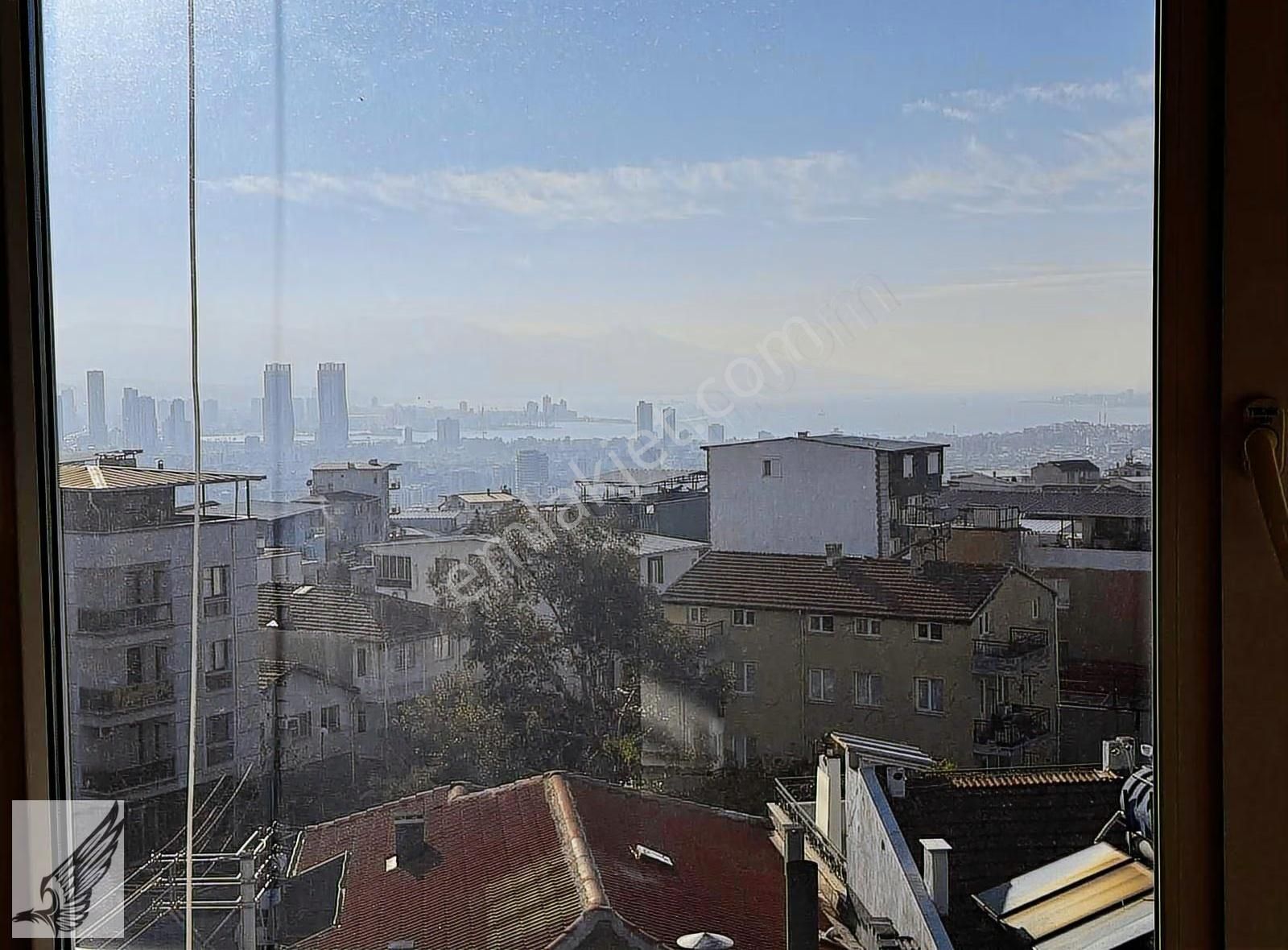 Muhteşem Manzaralı Teraslı Doğalgazlı Tadilatlı Geniş Daire - Görsel 25