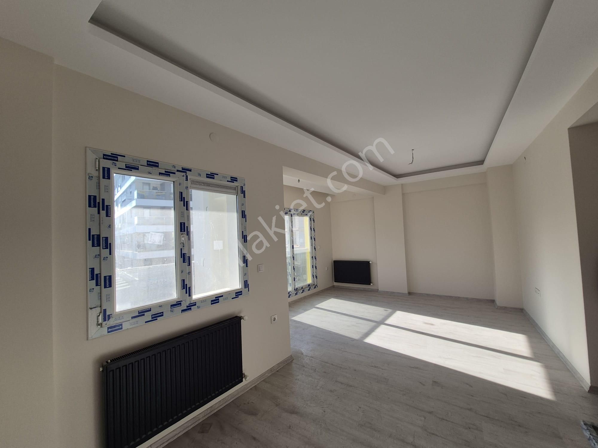 Kiralık 2+1 Sıfır Daire Bornova'nın En Güzel Yeri Erzene'de - Görsel 3