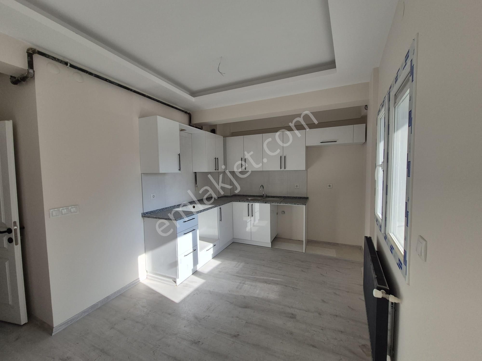 Kiralık 2+1 Sıfır Daire Bornova'nın En Güzel Yeri Erzene'de