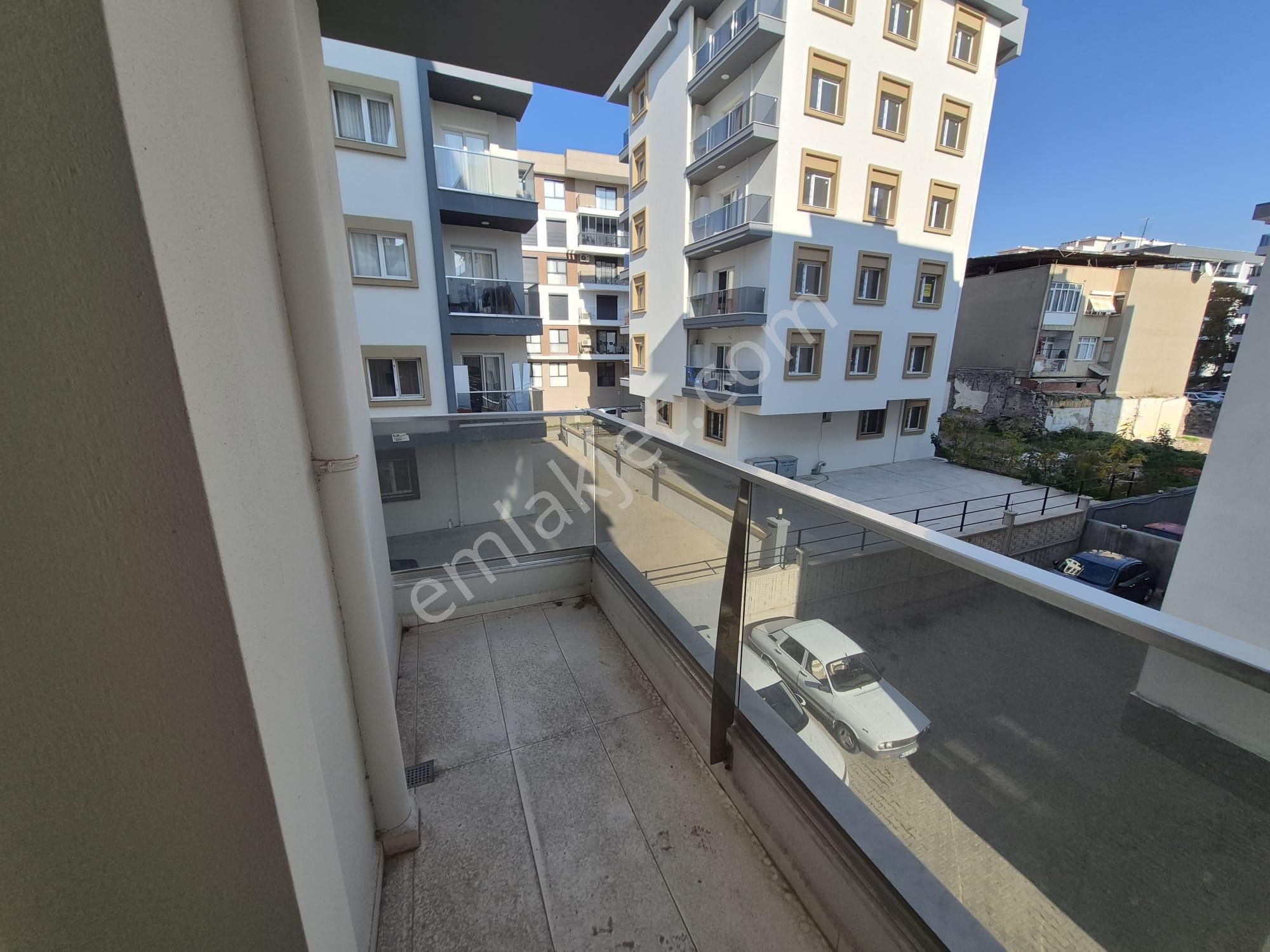 Kiralık 2+1 Sıfır Daire Bornova'nın En Güzel Yeri Erzene'de - Görsel 8