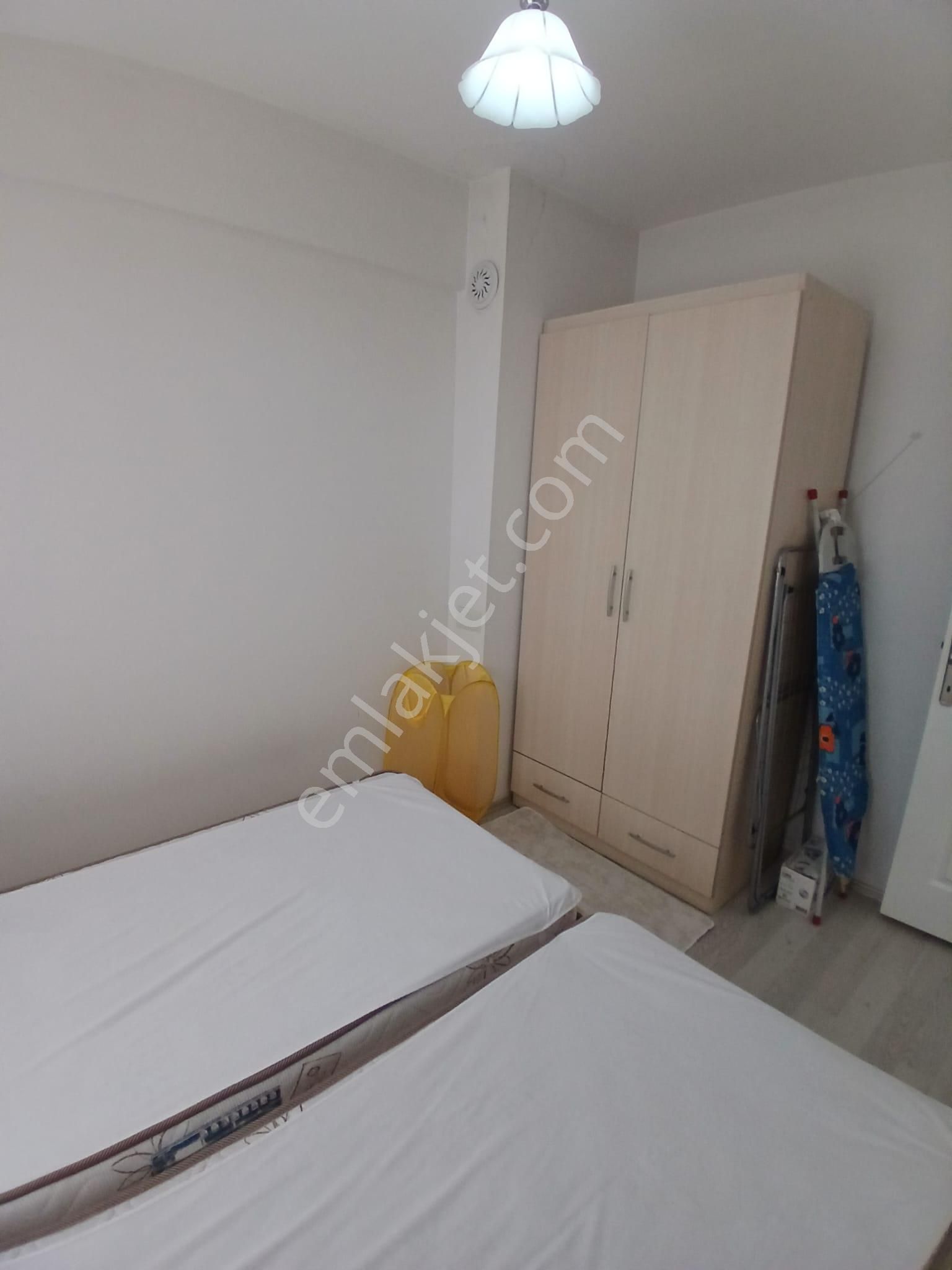 Ender Uysal Gayrimenkulden Üniversiteye Yakın 1+1 Balkkonlu Asansörlü Satılık Apart... - Görsel 9