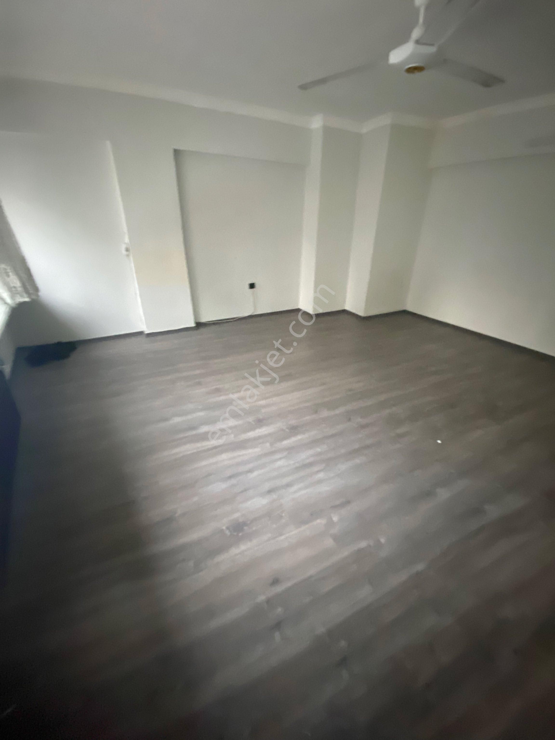 Cihangir Emlaktan Satılık Darmıstad Cadde Üstü Satılık Geniş Daire - Görsel 2