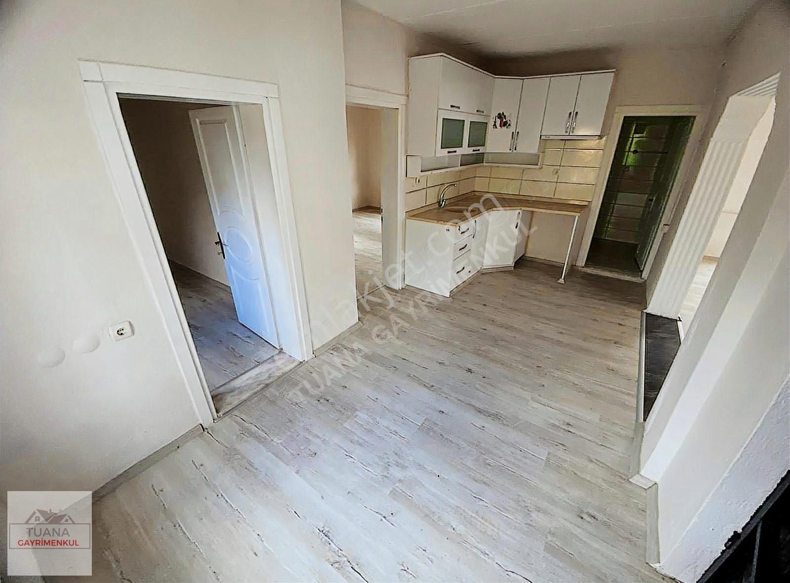 Tuana Emlaktan Gülpınar Mahallesinde Kiralık 2+1 Müstakil Ev - Görsel 22