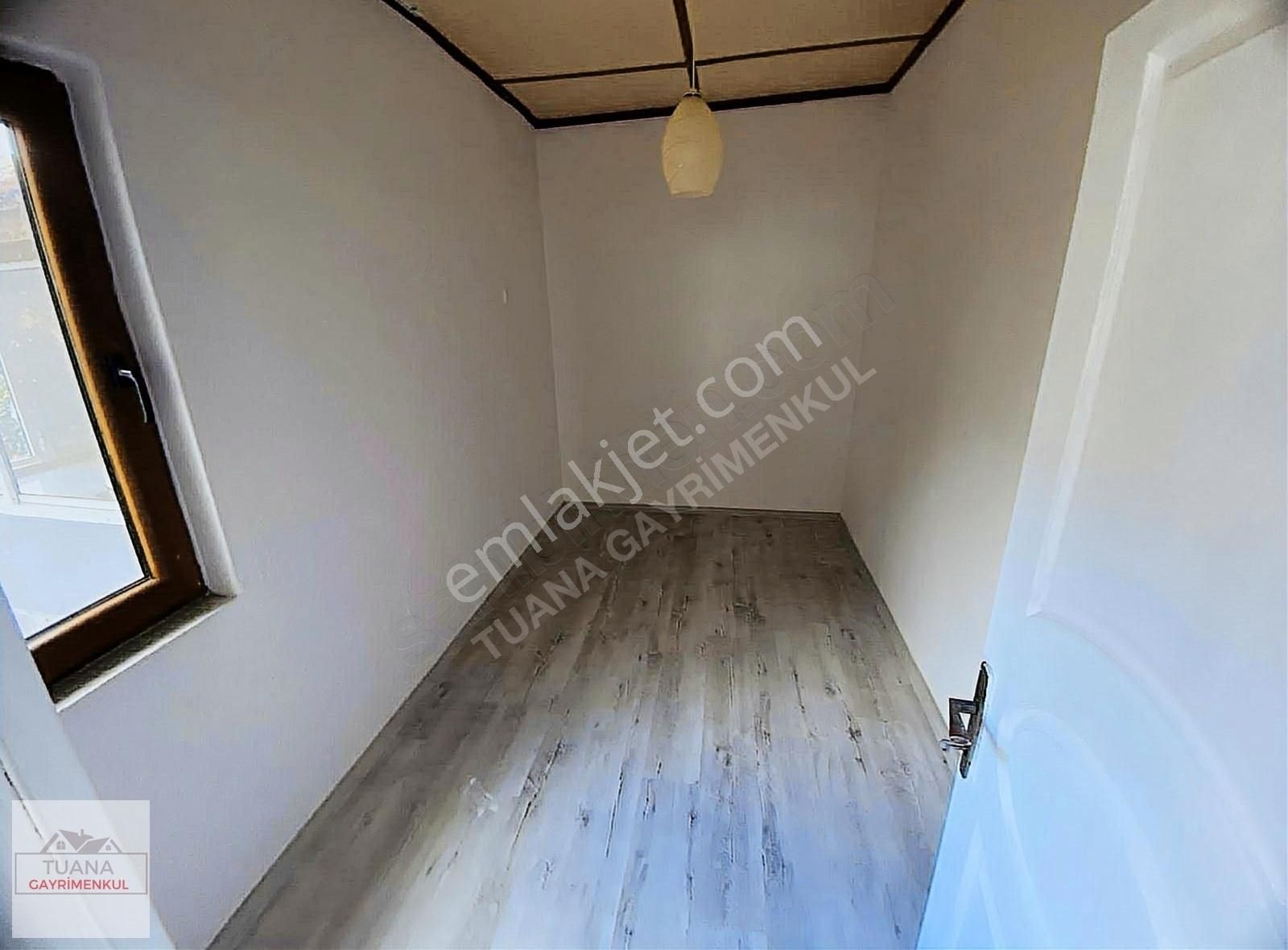 Tuana Emlaktan Gülpınar Mahallesinde Kiralık 2+1 Müstakil Ev - Görsel 23