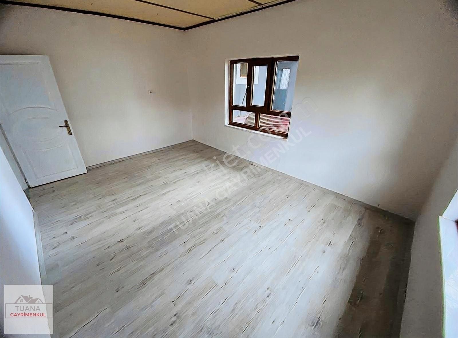 Tuana Emlaktan Gülpınar Mahallesinde Kiralık 2+1 Müstakil Ev - Görsel 9