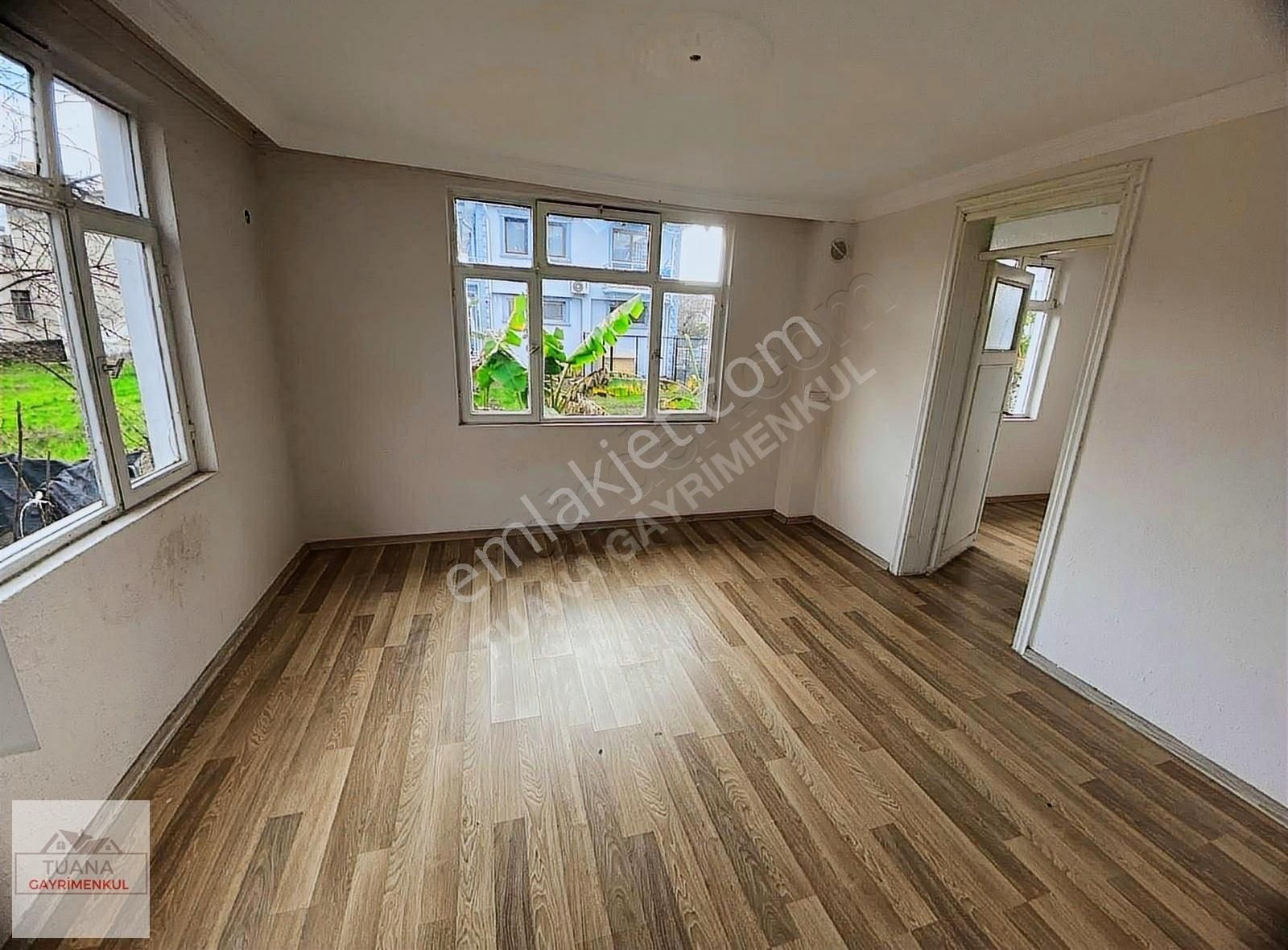 Tuana Emlaktan Gülpınar Mahallesinde Kiralık 2+1 Müstakil Ev - Görsel 17