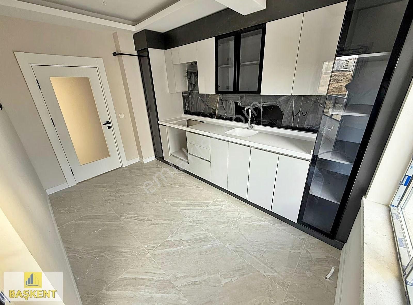 Başkent Gayrimenkul'den Uygun Fiyatlı Merkez'de Lüks 2+1 Daire - Görsel 30