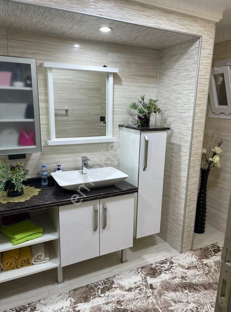 Ege Mah.ful Eşyalı Kısmi Deniz Manzaralı Lüx Rezidans 3+1 Daire - Görsel 10