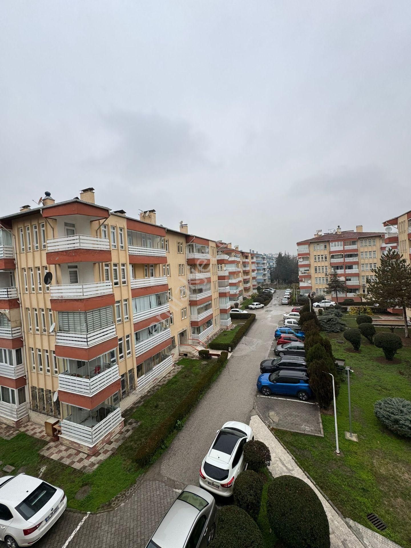 Polat Live Emlak'tan Batı Sitesi Mah Satılık 3+1 Ferah Ve Geniş - Görsel 21