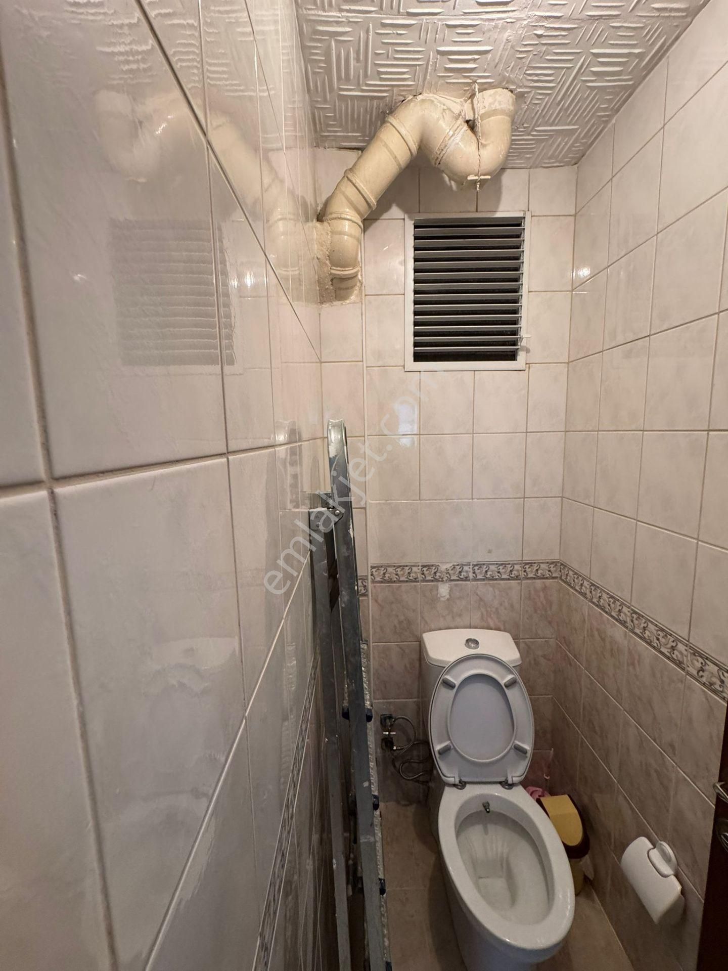 Polat Live Emlak'tan Batı Sitesi Mah Satılık 3+1 Ferah Ve Geniş - Görsel 24