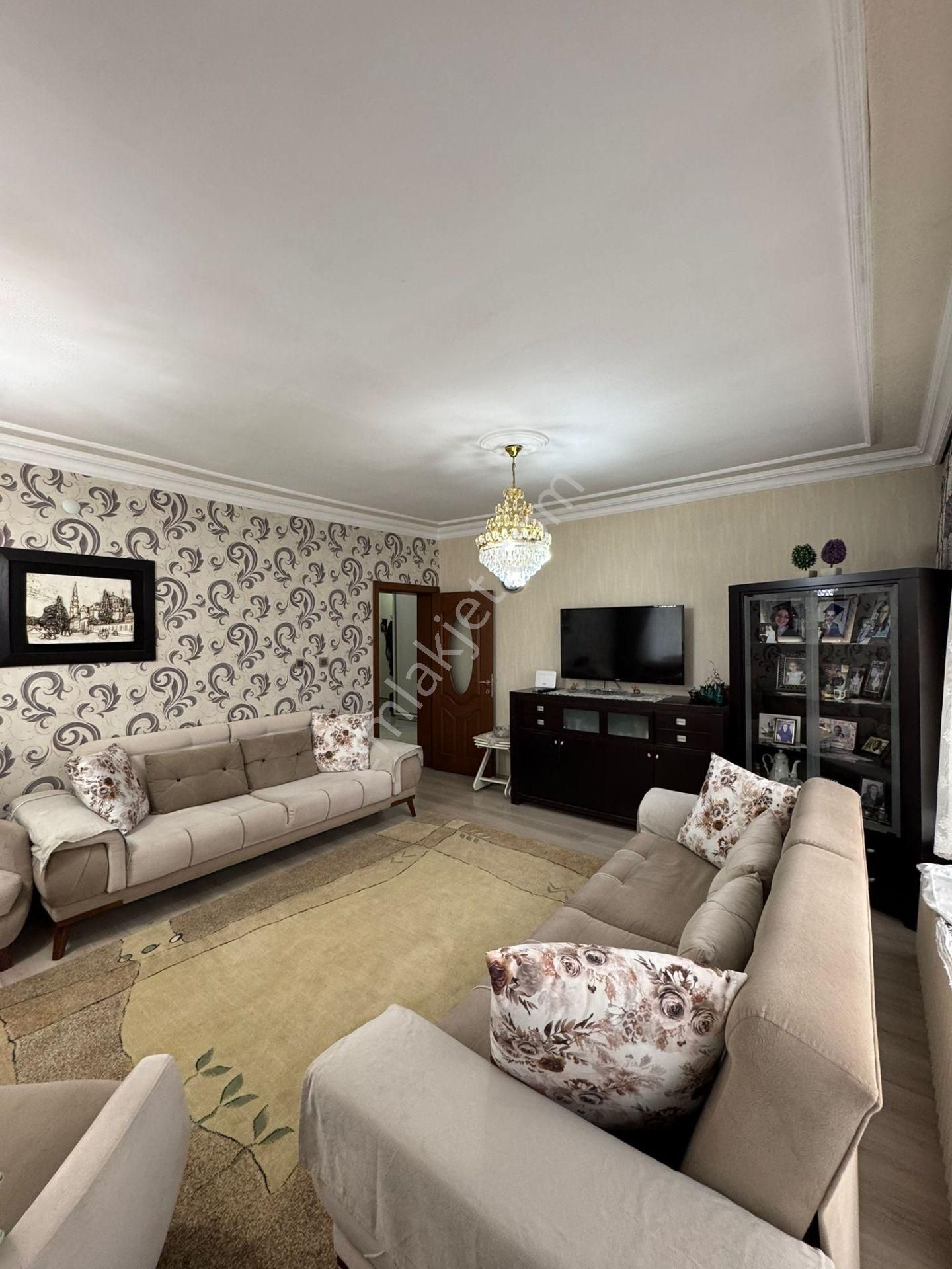 Polat Live Emlak'tan Batı Sitesi Mah Satılık 3+1 Ferah Ve Geniş - Görsel 6