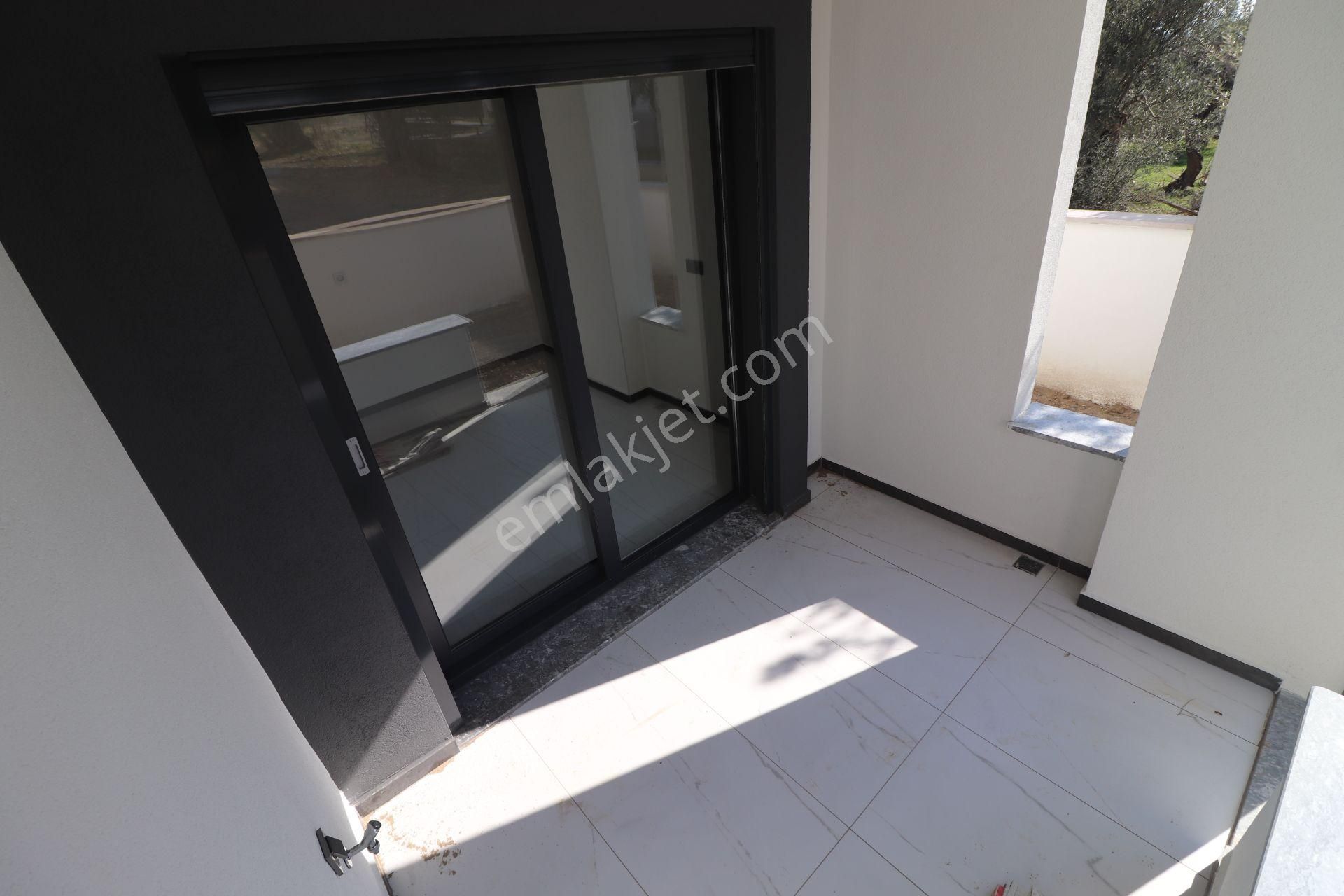 Irmaksudan Güre De Deniz Manzaralı Şık Tasarım 5+2 Villa - Görsel 34