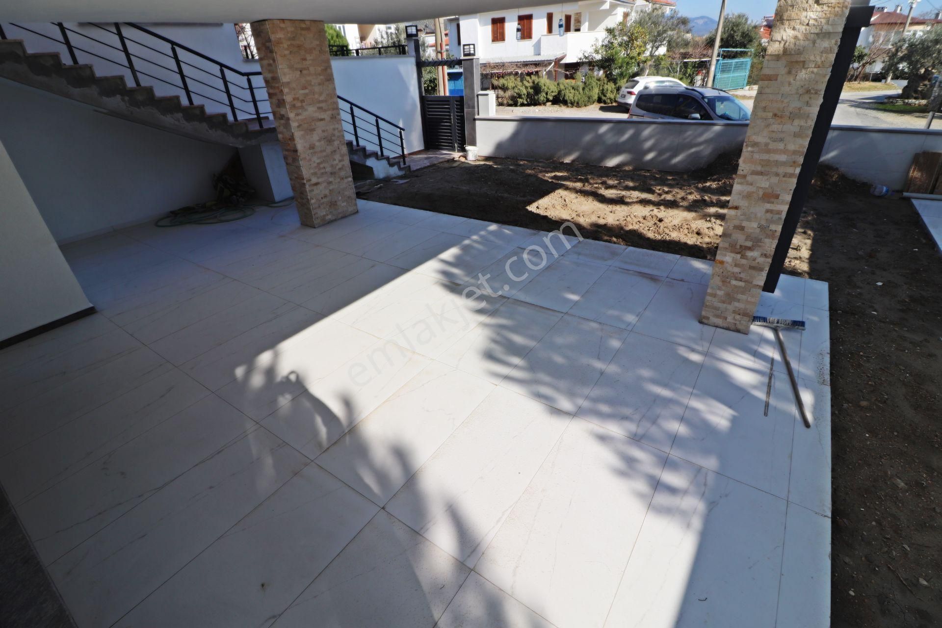 Irmaksudan Güre De Deniz Manzaralı Şık Tasarım 5+2 Villa - Görsel 27