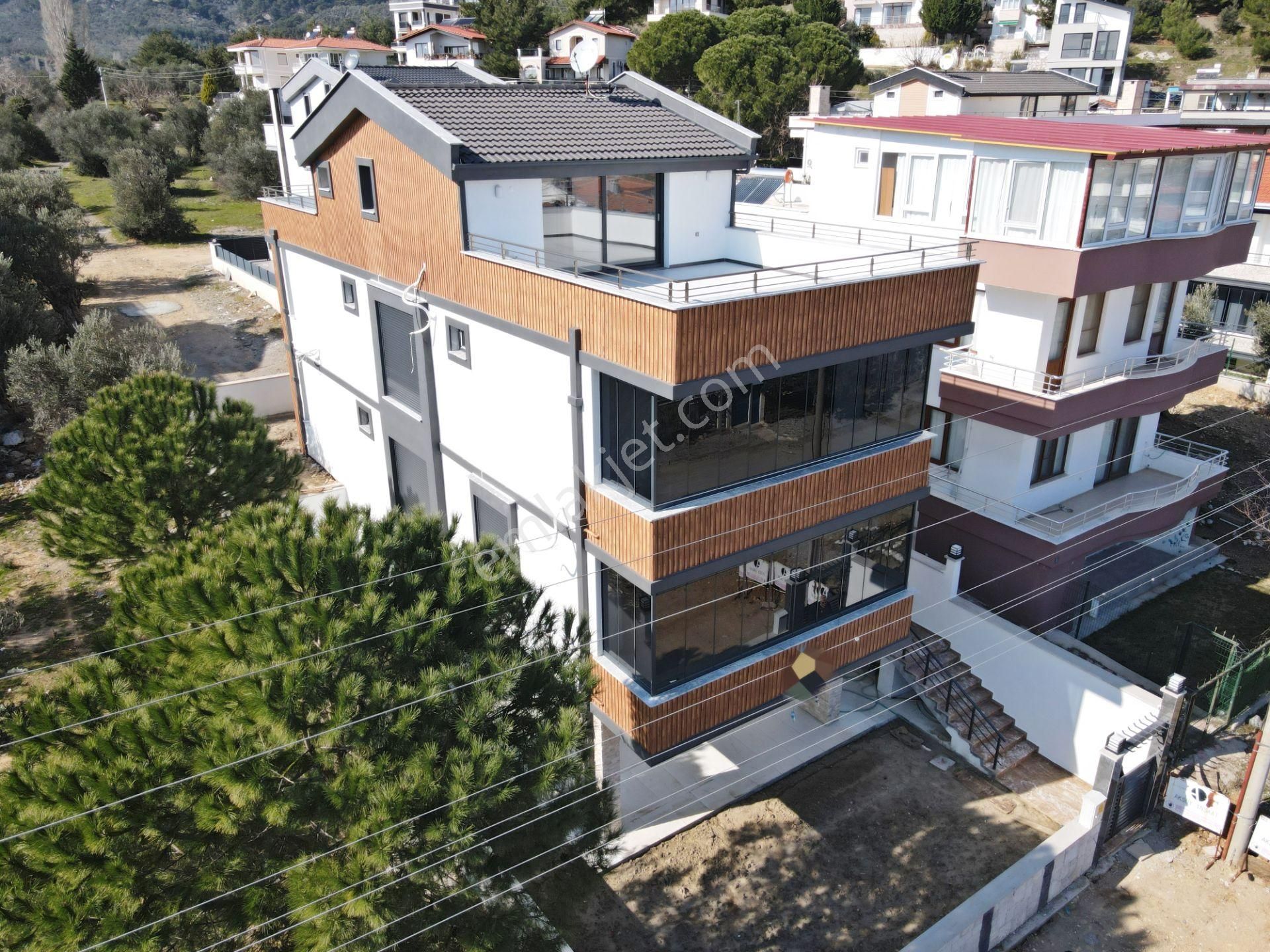 Irmaksudan Güre De Deniz Manzaralı Şık Tasarım 5+2 Villa - Görsel 28