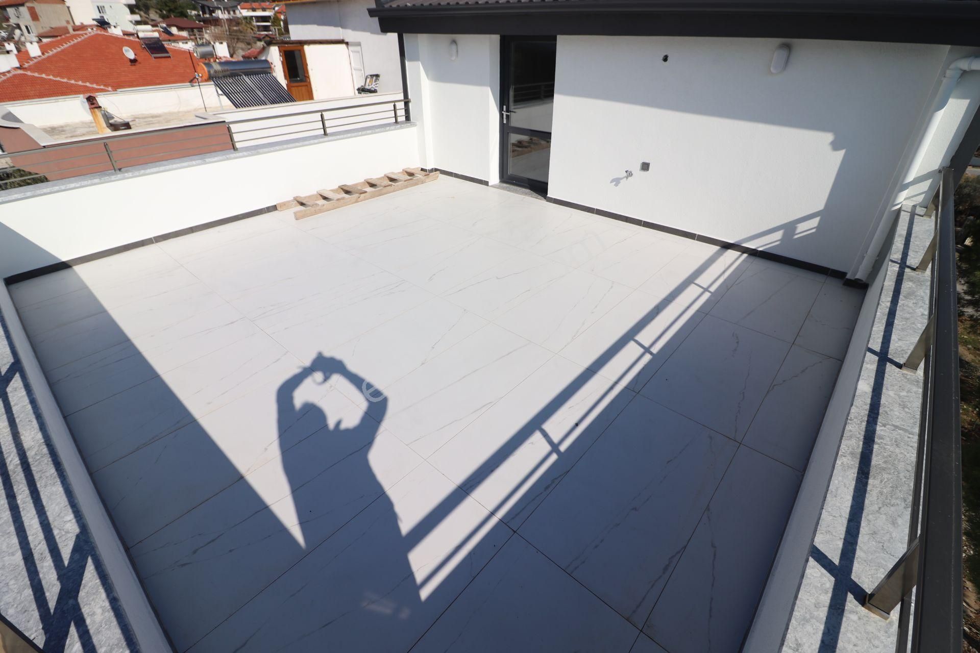 Irmaksudan Güre De Deniz Manzaralı Şık Tasarım 5+2 Villa - Görsel 21