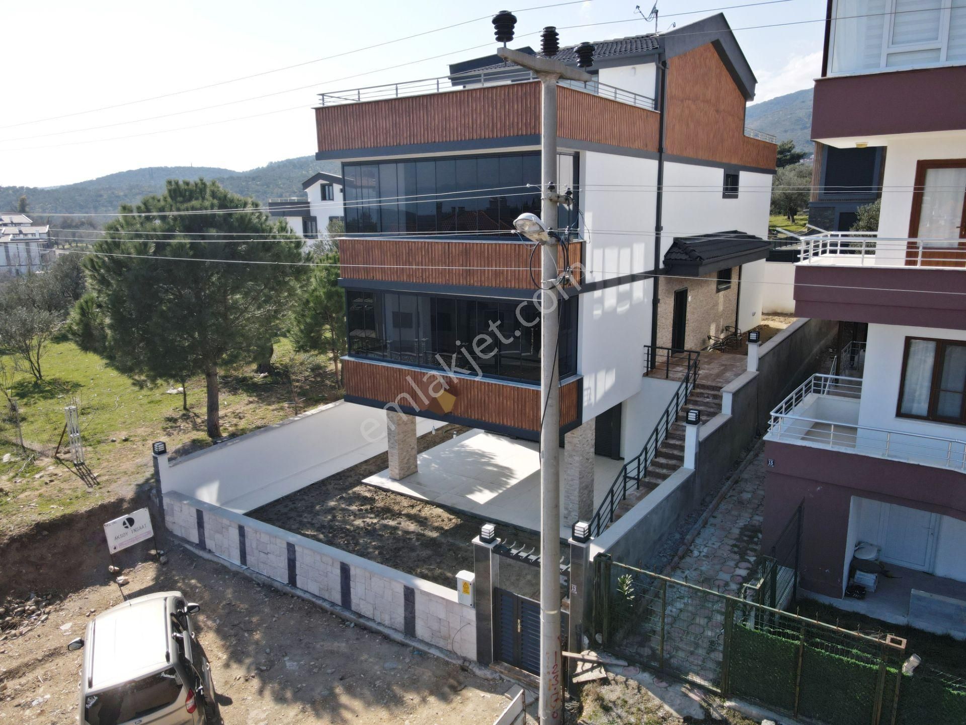Irmaksudan Güre De Deniz Manzaralı Şık Tasarım 5+2 Villa - Görsel 35
