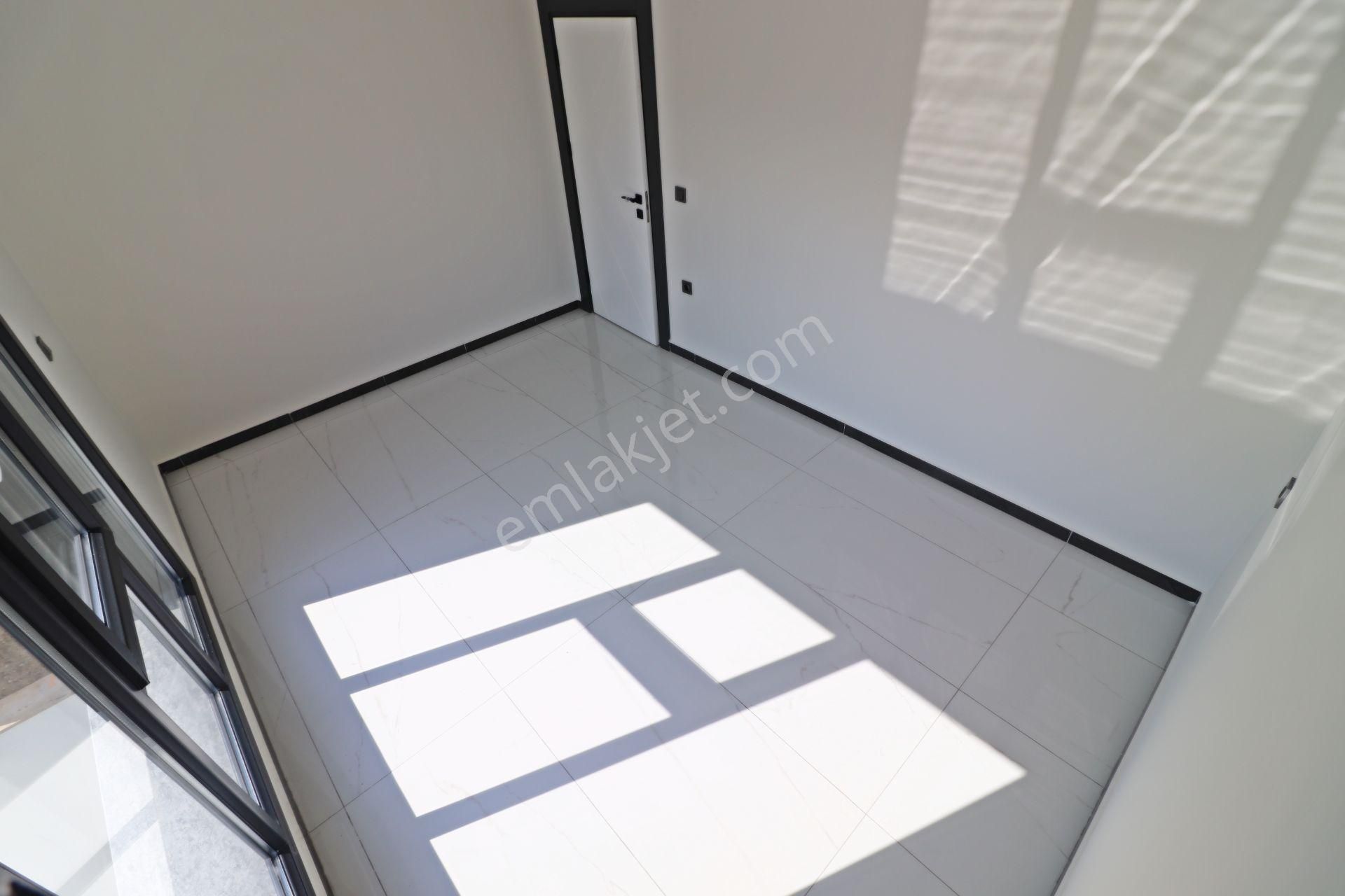 Irmaksudan Güre De Deniz Manzaralı Şık Tasarım 5+2 Villa - Görsel 11