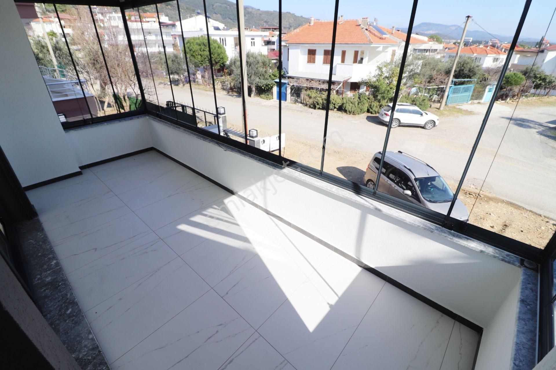 Irmaksudan Güre De Deniz Manzaralı Şık Tasarım 5+2 Villa - Görsel 16